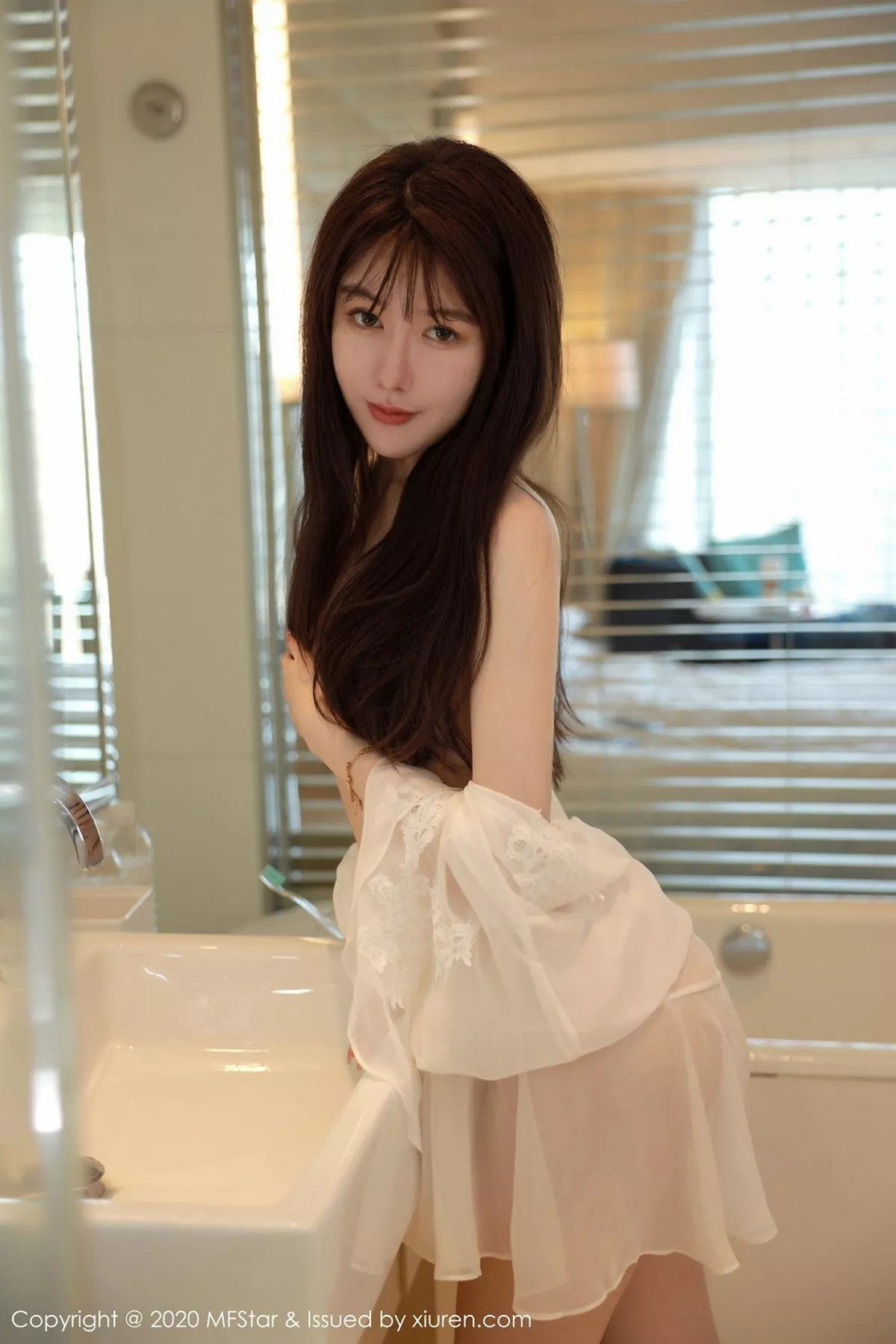 图片[20]-[MFStar模范学院]第373期薛琪琪写真-秀人资源网