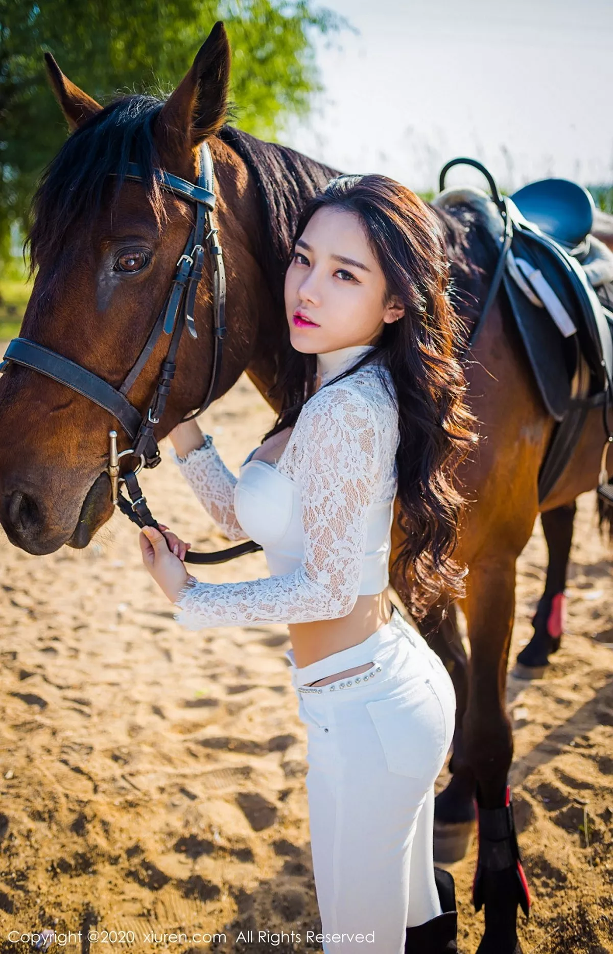 图片[2]-[XiuRen秀人网]第2380期夏雪爱写真-秀人资源网