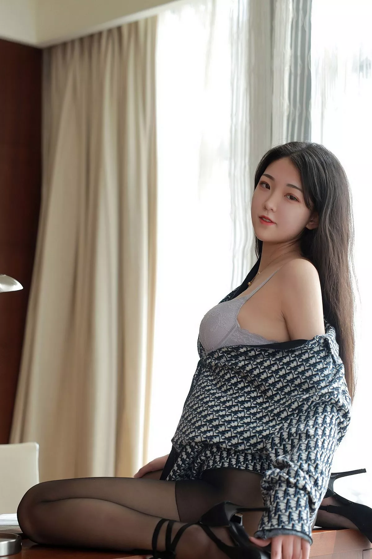 图片[2]-[MFStar模范学院]第374期苏雨彤写真-秀人资源网