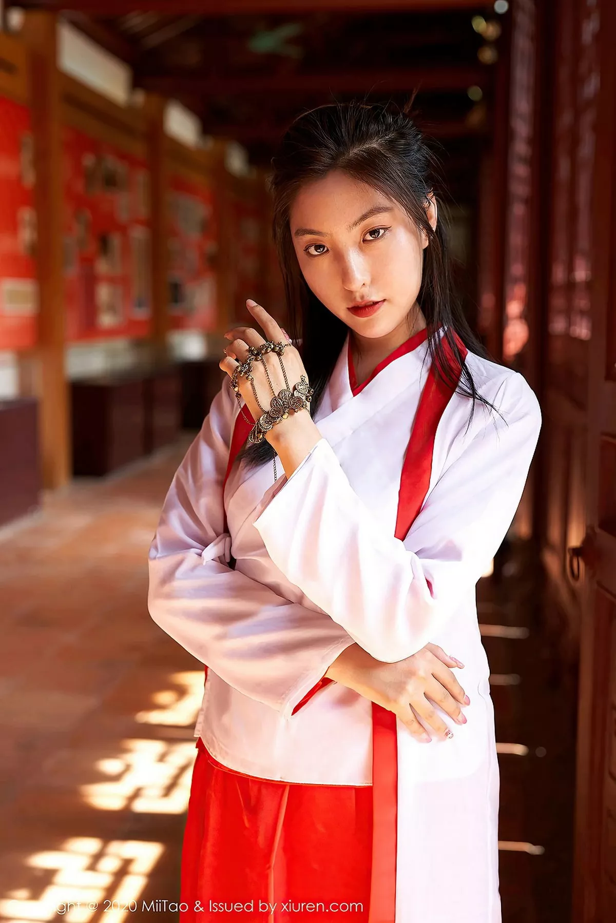 图片[8]-[MiiTao蜜桃社]第142期茵茵简写真-秀人资源网