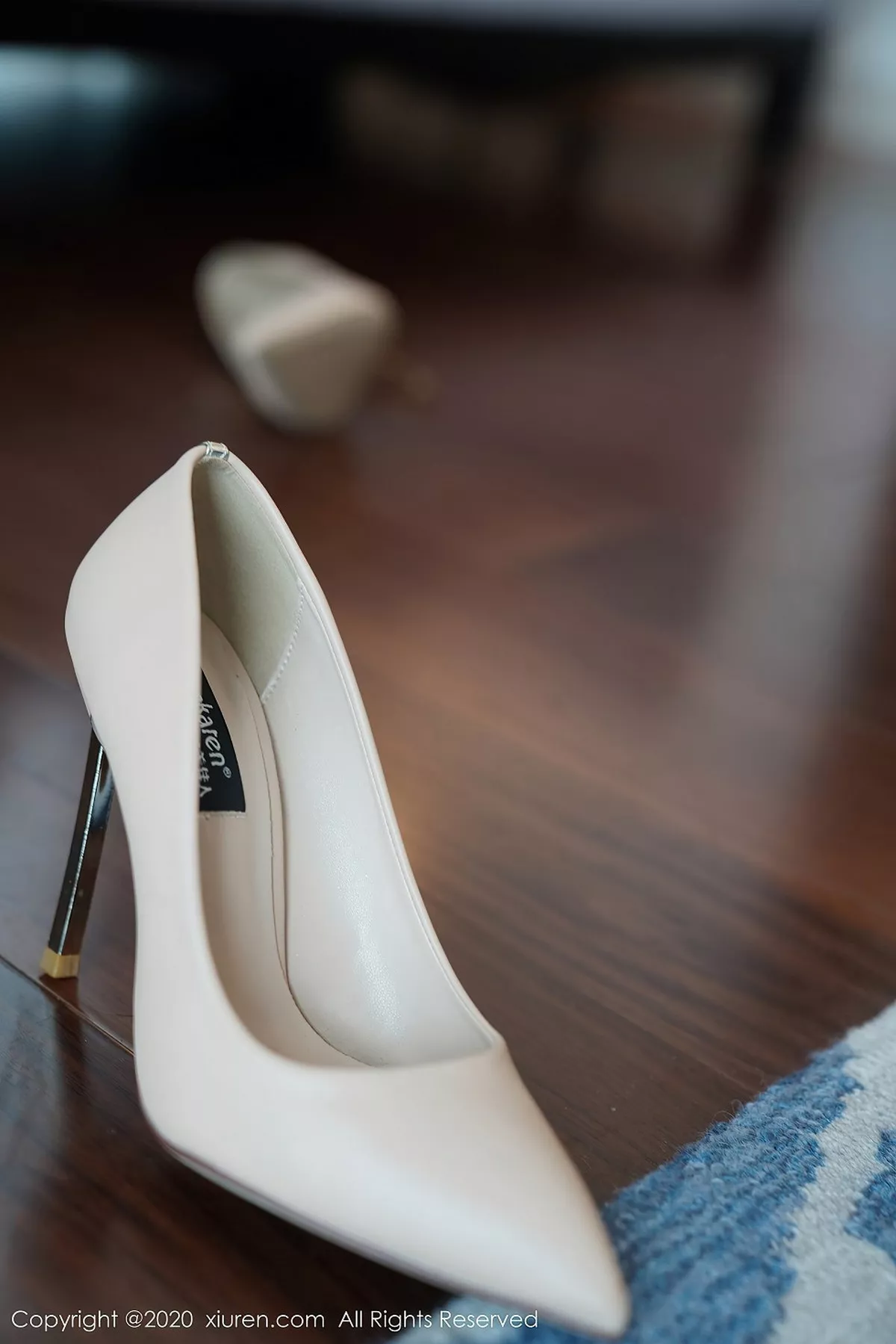 图片[18]-[XiuRen秀人网]第2564期小蛮妖写真-秀人资源网