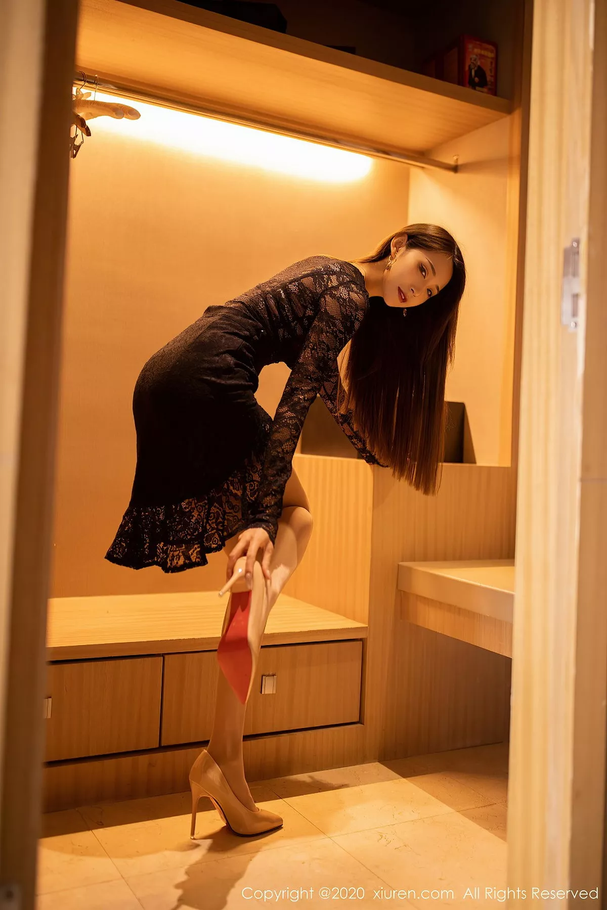 图片[5]-[XiuRen秀人网]第2576期周慕汐写真-秀人资源网