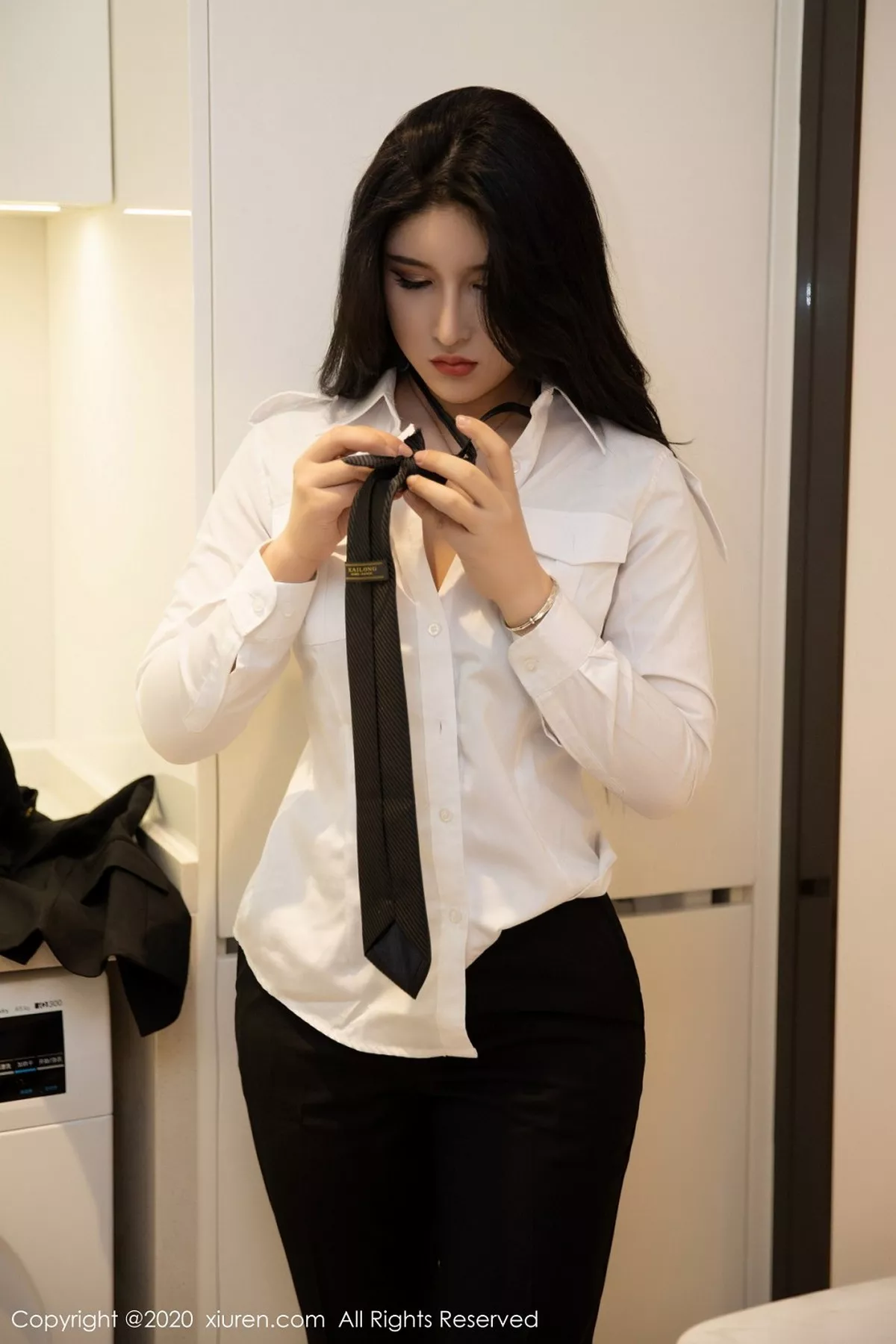 图片[2]-[XiuRen秀人网]第2484期蛛妹妹妹写真-秀人资源网