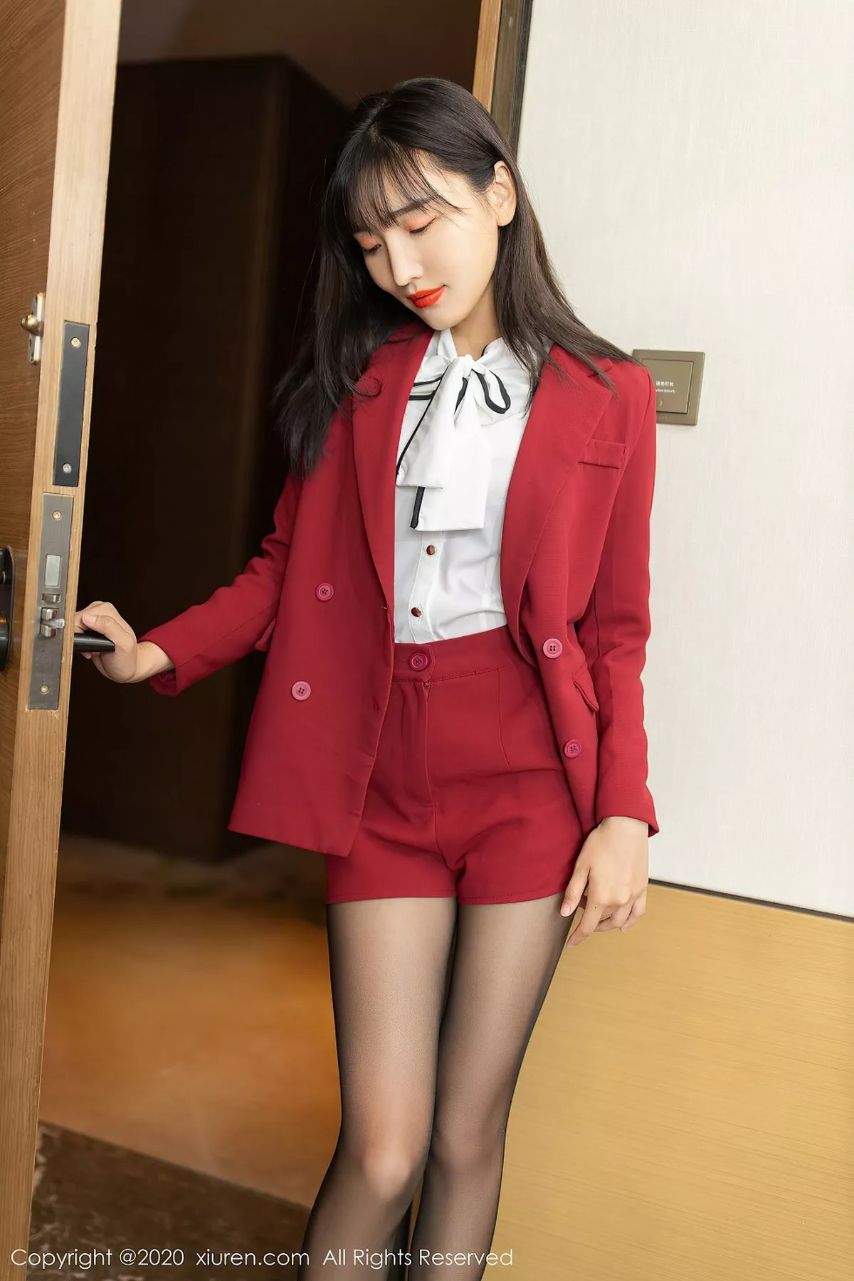 图片[5]-[XiuRen秀人网]第2604期陆萱萱写真-秀人资源网