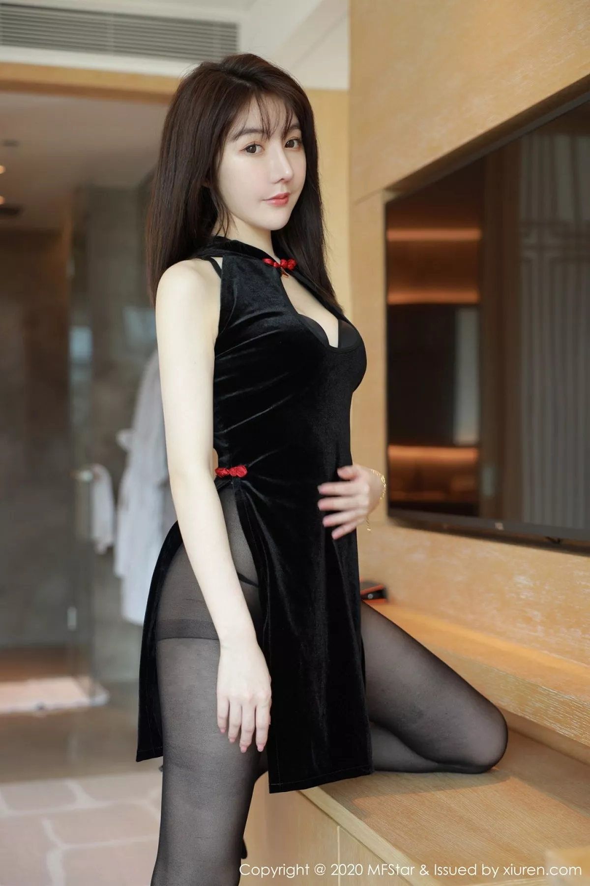 图片[6]-[MFStar模范学院]第402期薛琪琪写真-秀人资源网