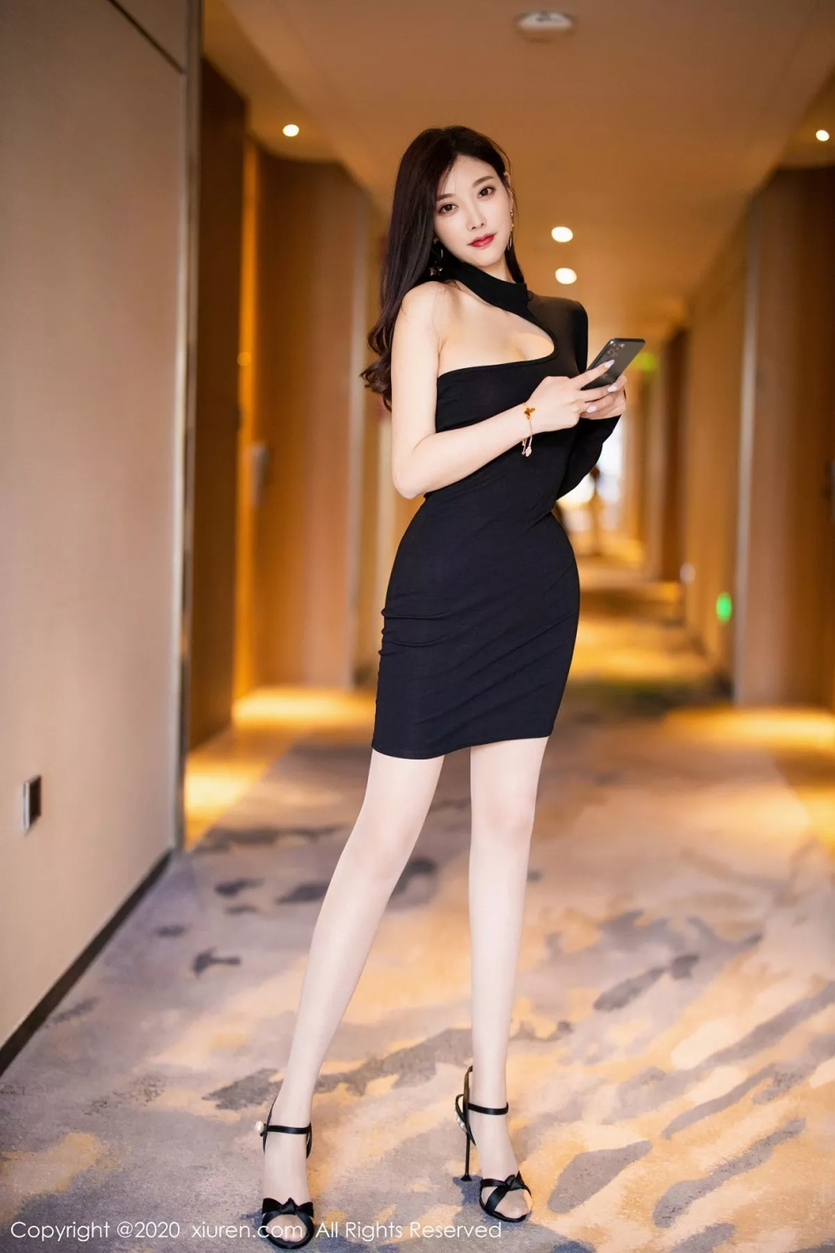 图片[22]-[XiuRen秀人网]第2733期杨晨晨写真-秀人资源网