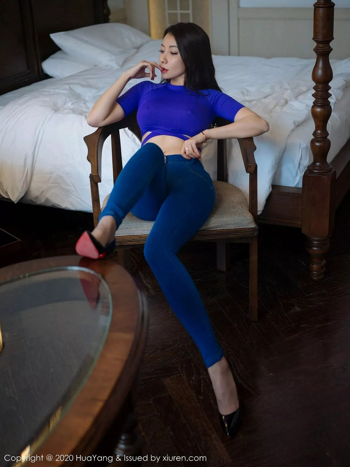 [HuaYang花漾]第317期果儿Victoria写真-秀人资源网
