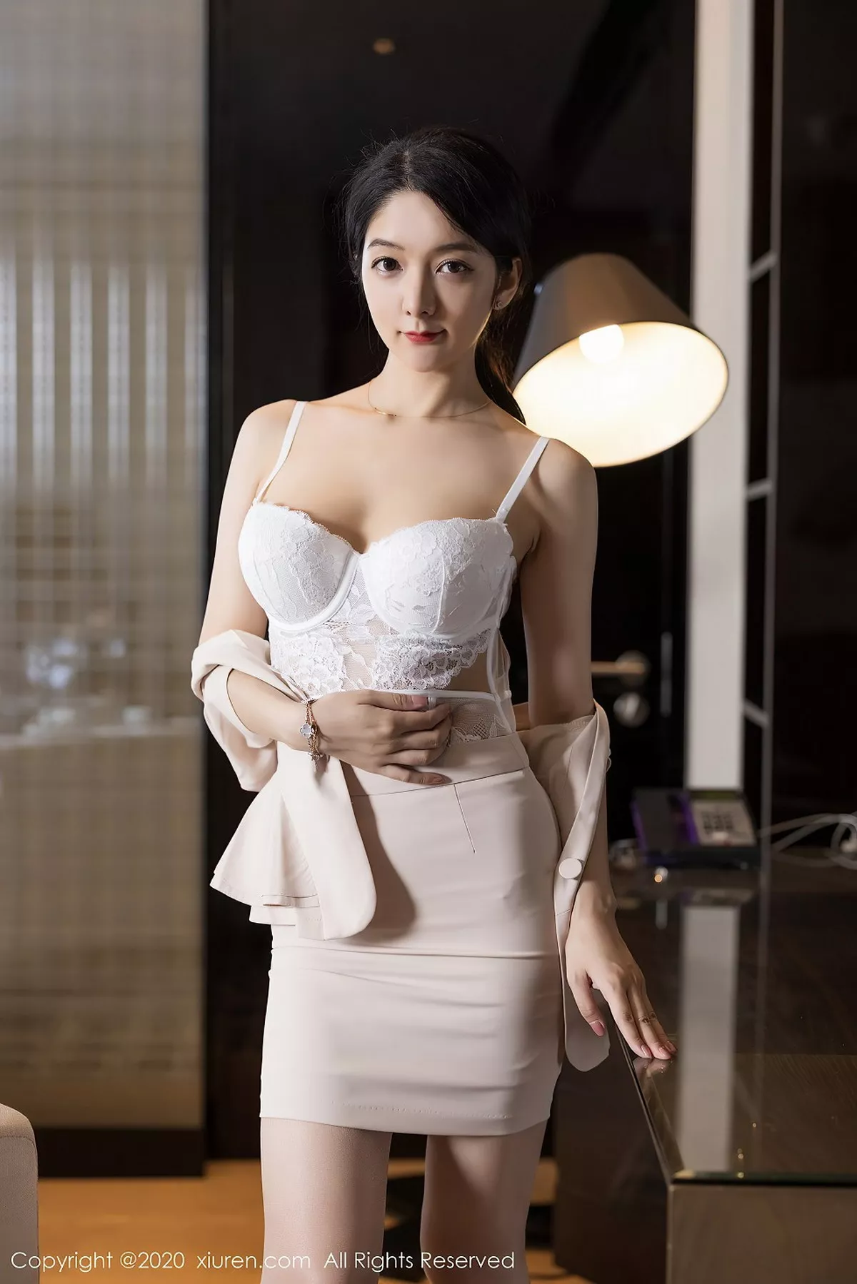 图片[8]-[XiuRen秀人网]第2619期小热巴写真-秀人资源网