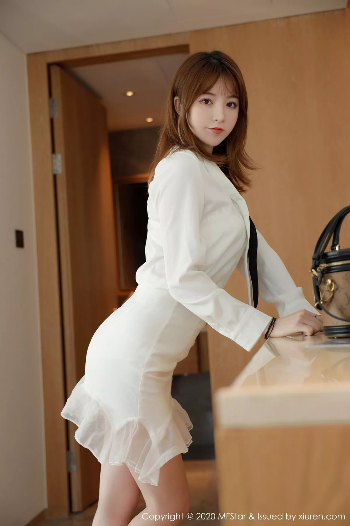 图片[12]-[MFStar模范学院]第400期yoo优优写真-秀人资源网