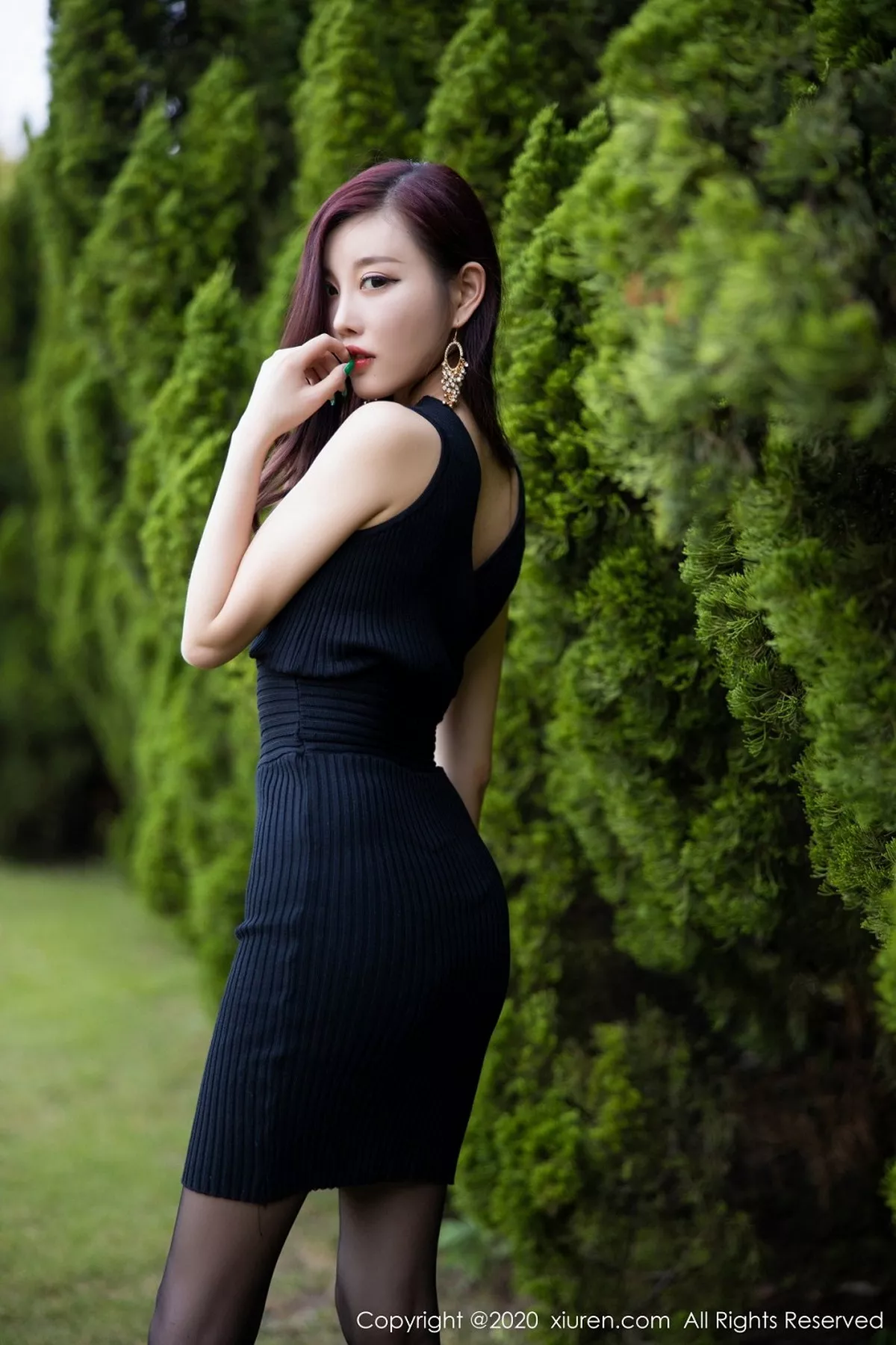 图片[2]-[XiuRen秀人网]第2648期杨晨晨写真-秀人资源网