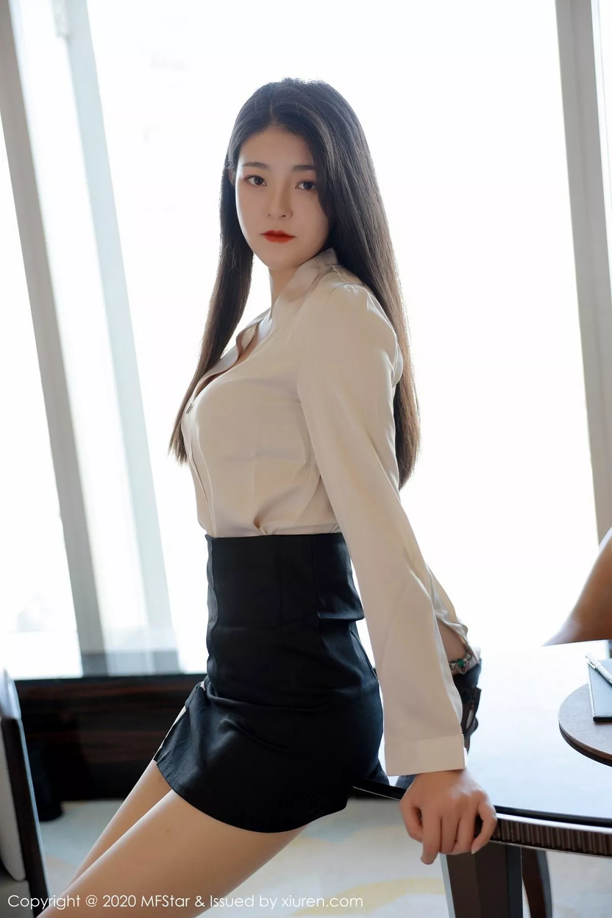 图片[16]-[MFStar模范学院]第418期苏雨彤写真-秀人资源网