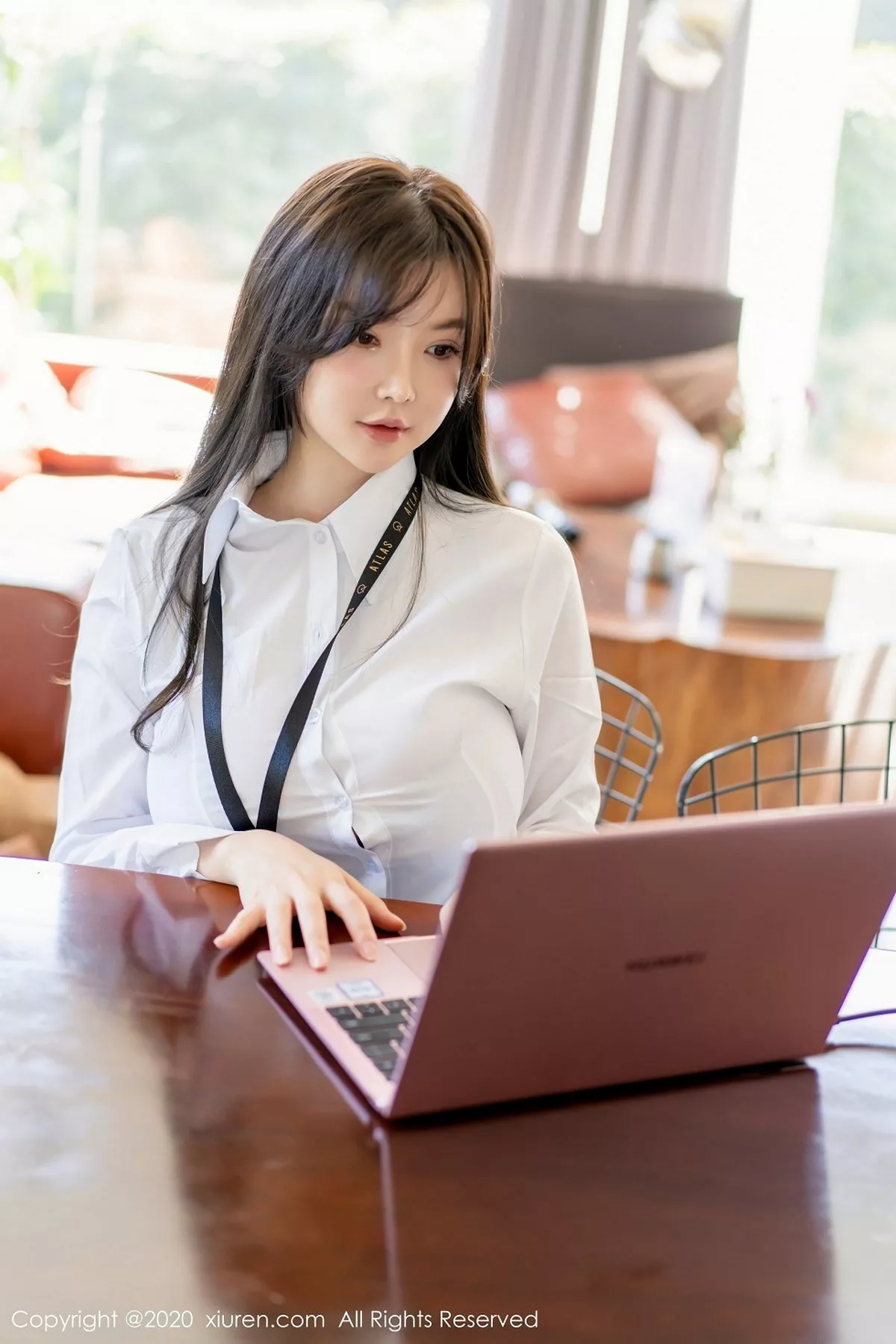 图片[4]-[XiuRen秀人网]第2846期糯美子写真-秀人资源网