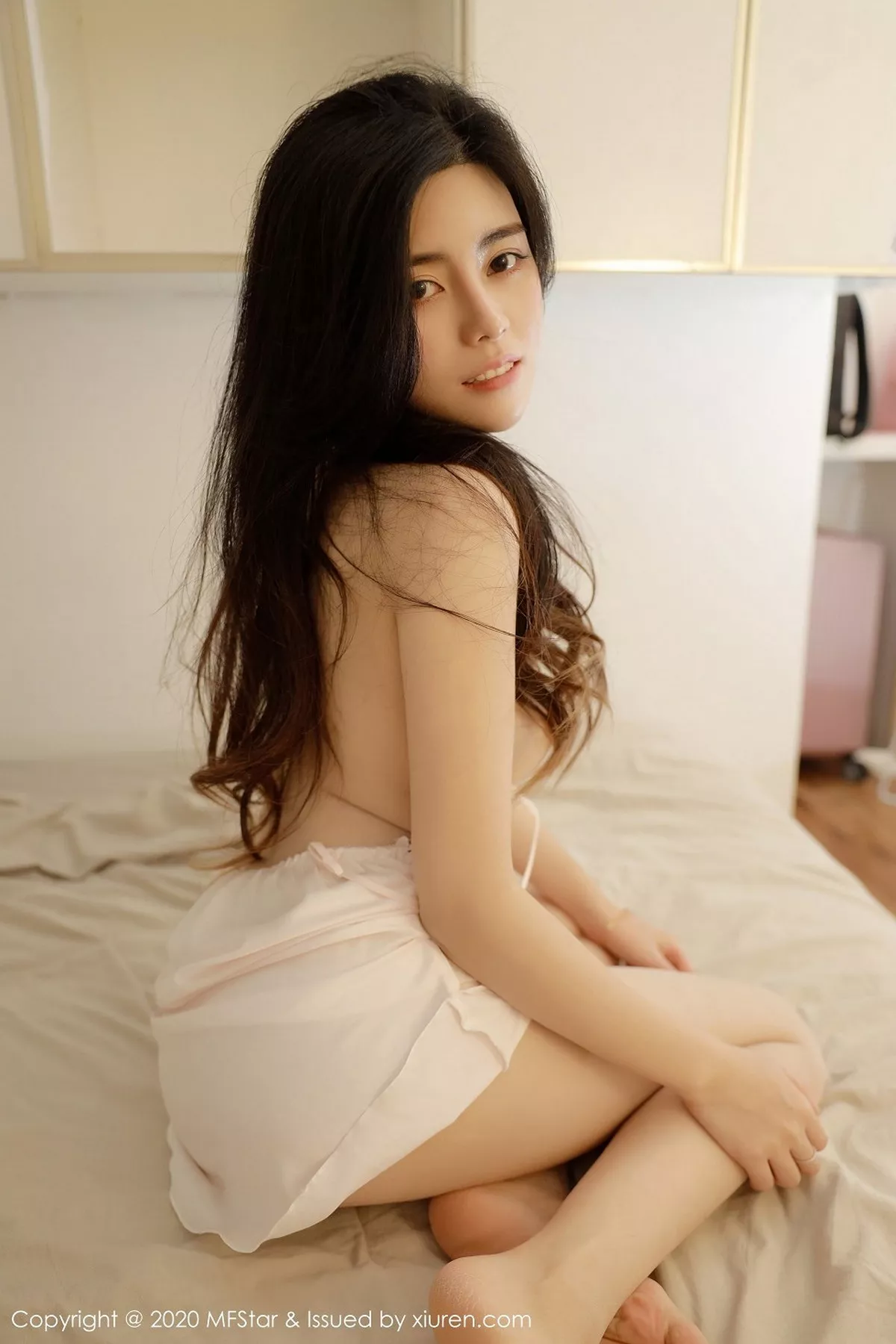 图片[3]-[MFStar模范学院]第419期白甜写真-秀人资源网