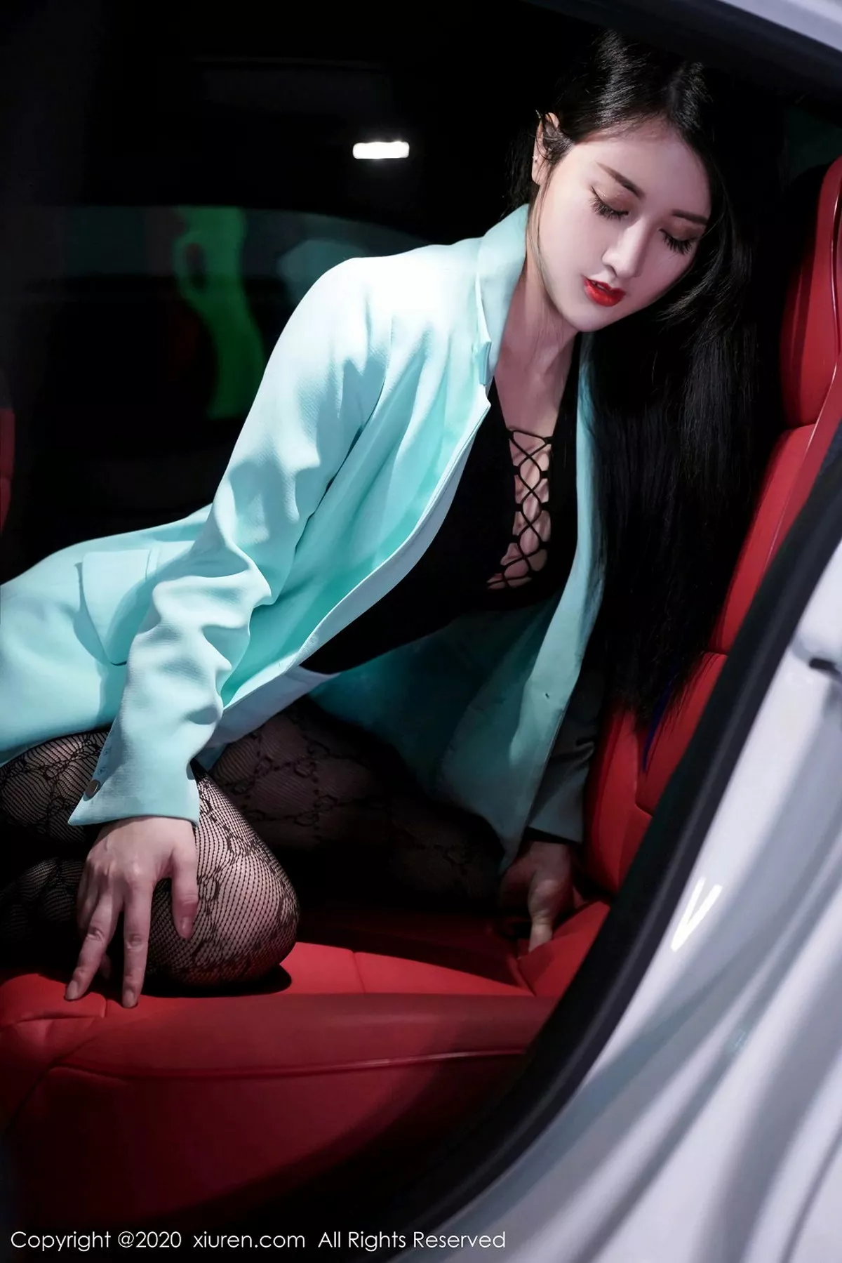 图片[38]-[XiuRen秀人网]第2861期诗诗kiki写真-秀人资源网