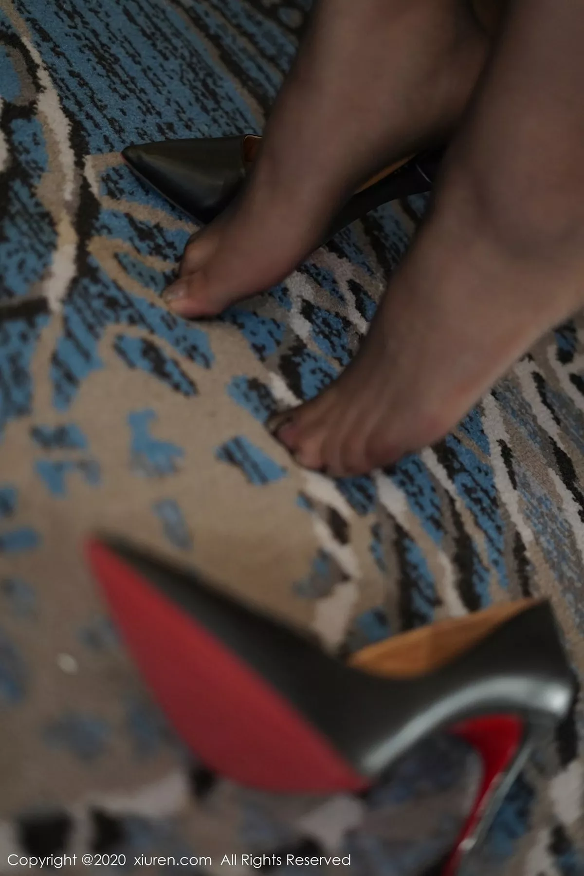 图片[8]-[XiuRen秀人网]第2889期贵贵写真-秀人资源网