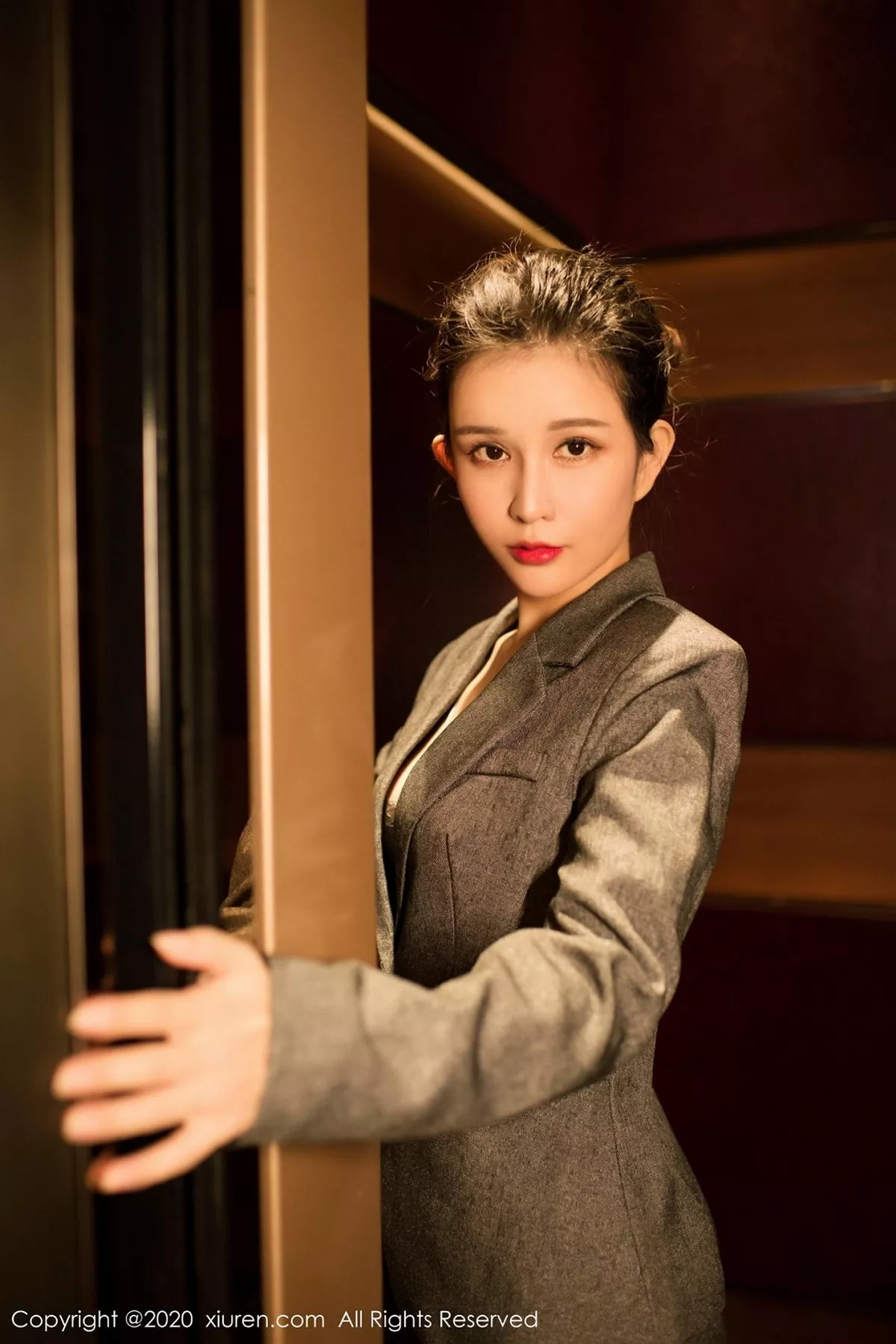 图片[3]-[XiuRen秀人网]第2896期张雨萌写真-秀人资源网