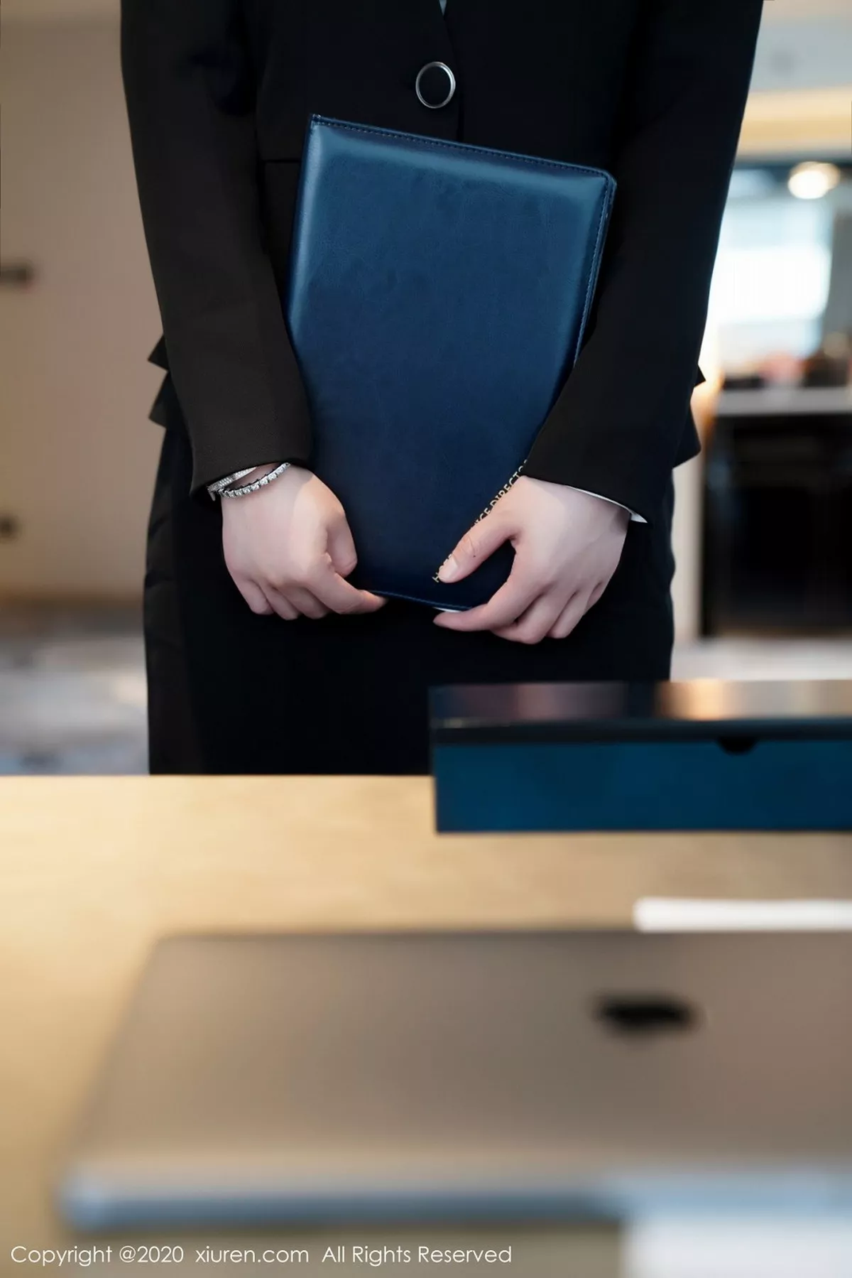 图片[5]-[XiuRen秀人网]第2901期fairy如歌写真-秀人资源网