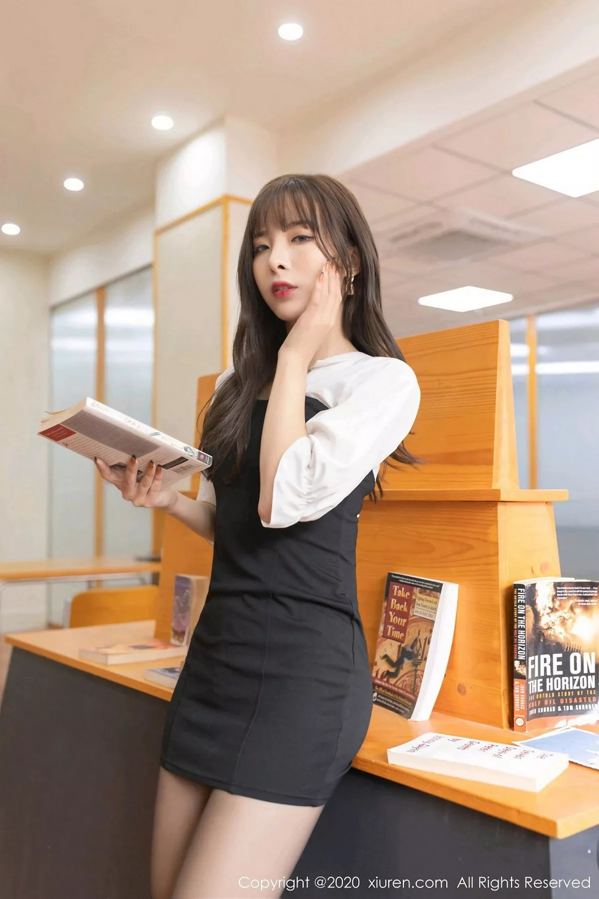 图片[5]-[XiuRen秀人网]第2948期陈小喵写真-秀人资源网