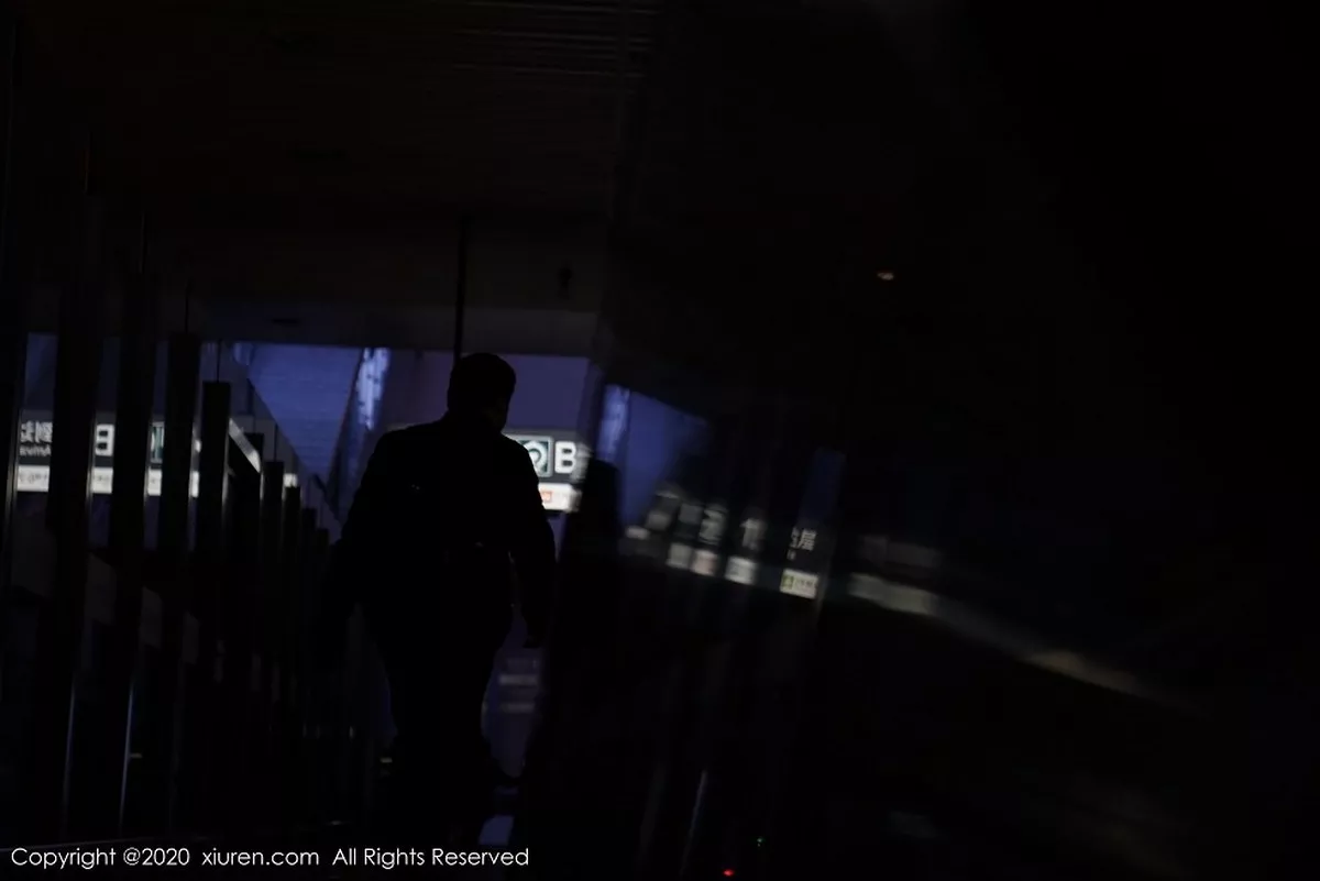 图片[2]-[XiuRen秀人网]第2961期果儿写真-秀人资源网