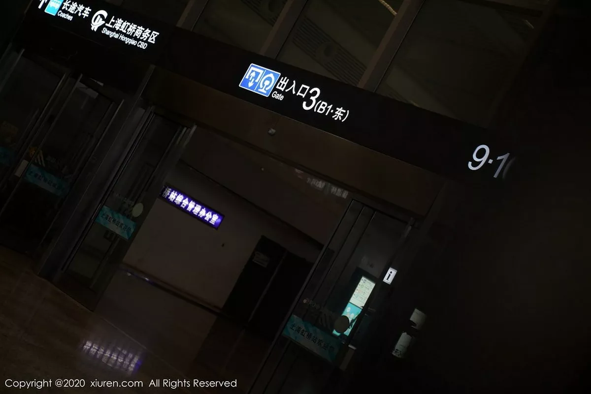 [XiuRen秀人网]第2961期果儿写真-秀人资源网