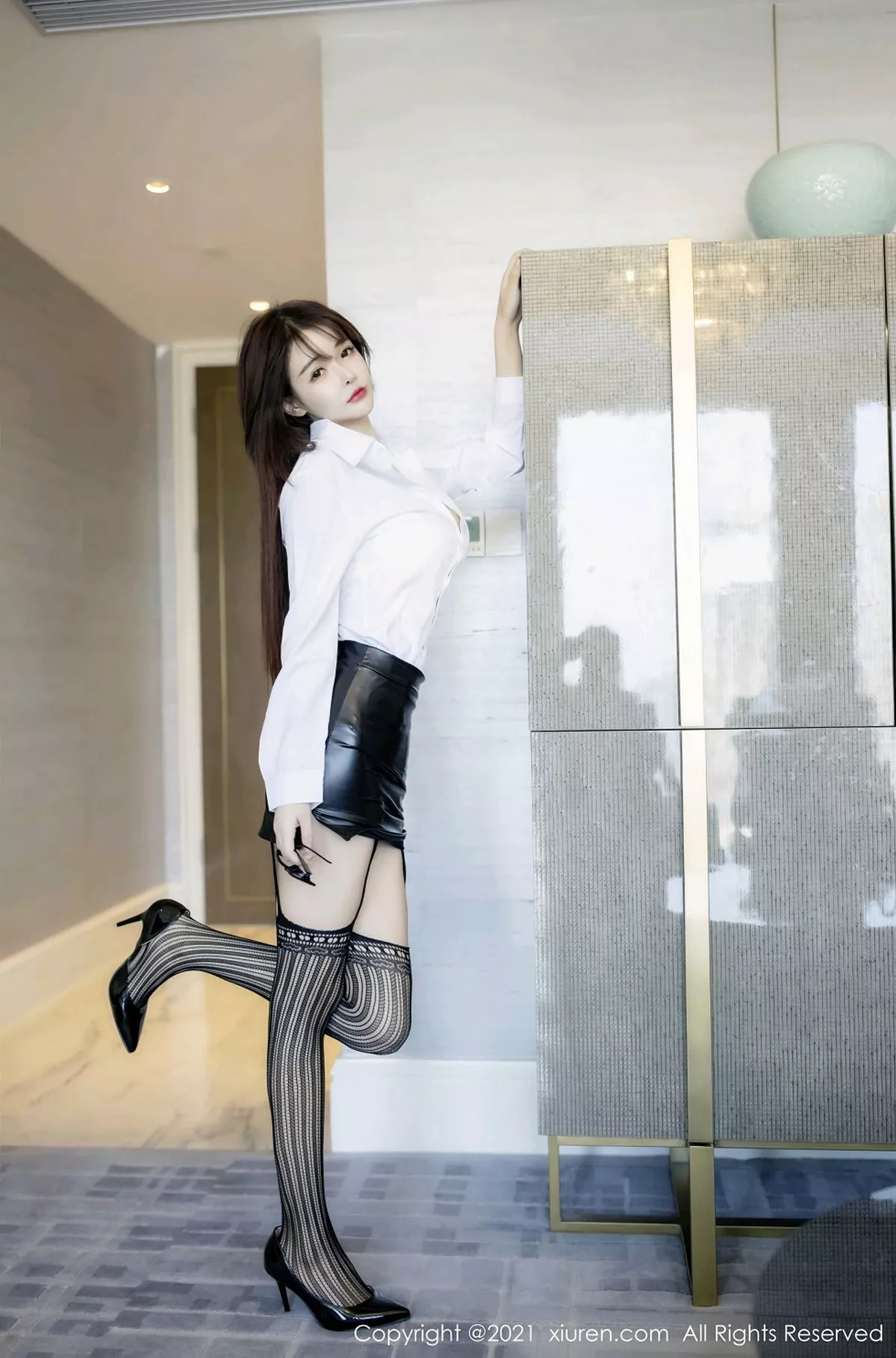 图片[8]-[XiuRen秀人网]第2976期南初妹妹写真-秀人资源网