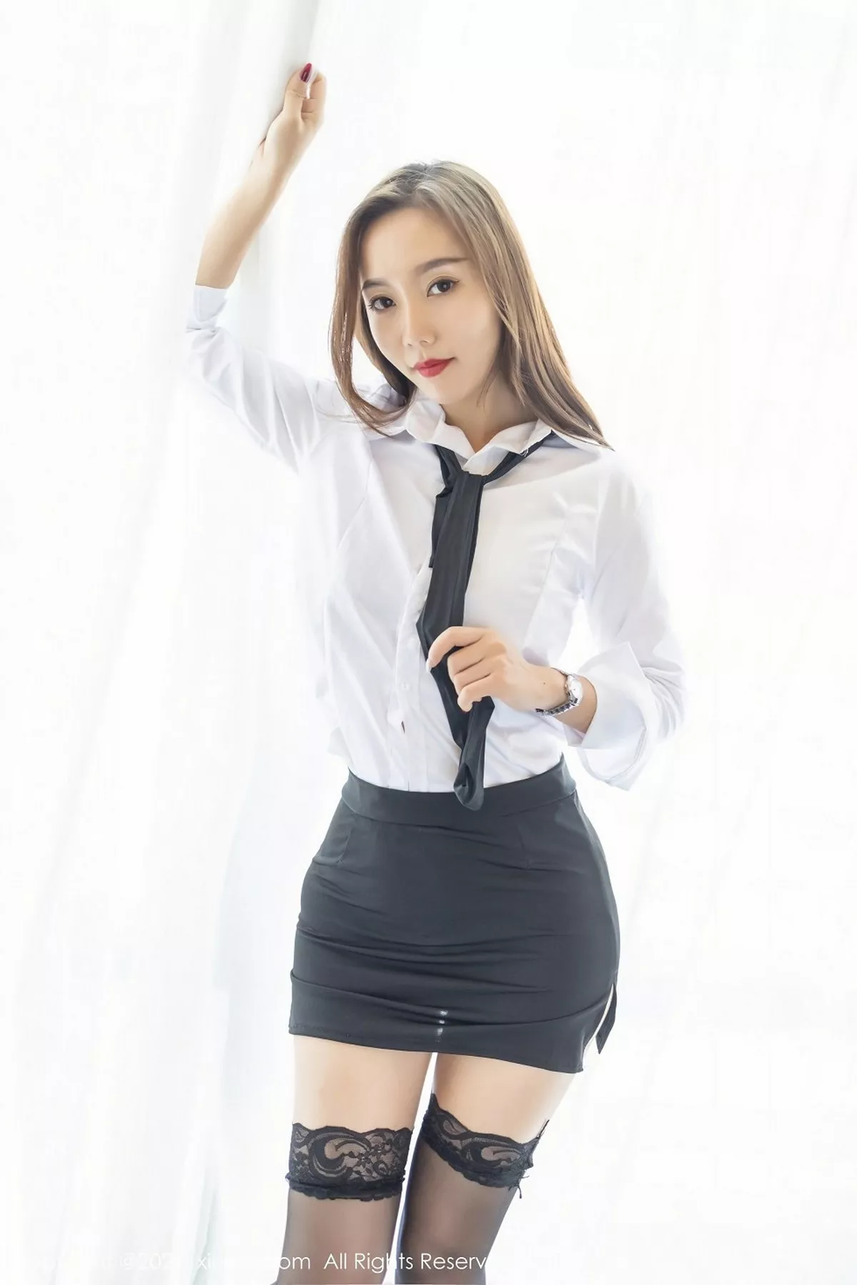 [XiuRen秀人网]第2991期艾静香写真-秀人资源网