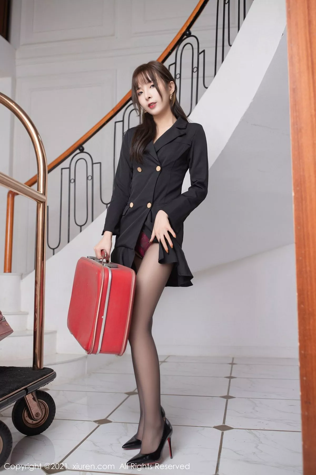 [XiuRen秀人网]第3002期陈小喵写真-秀人资源网