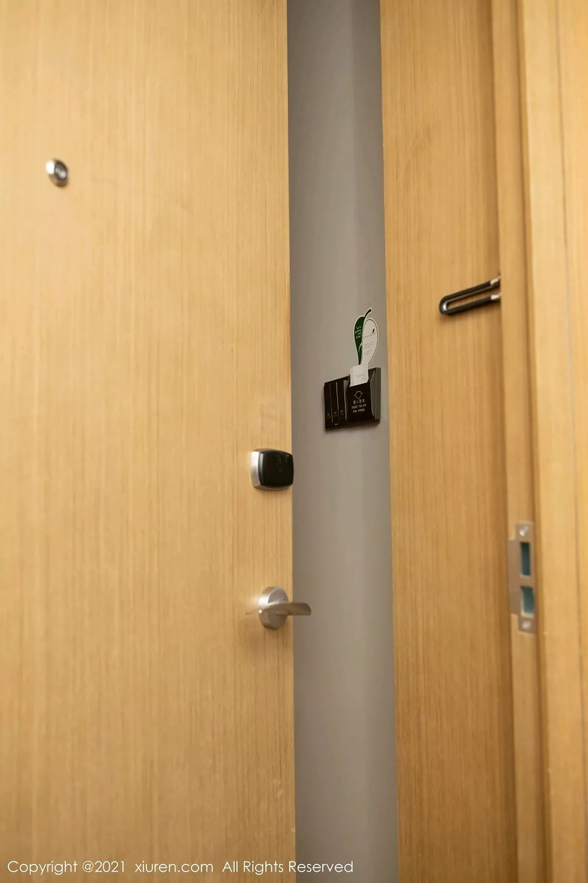 图片[8]-[XiuRen秀人网]第3010期鱼子酱写真-秀人资源网