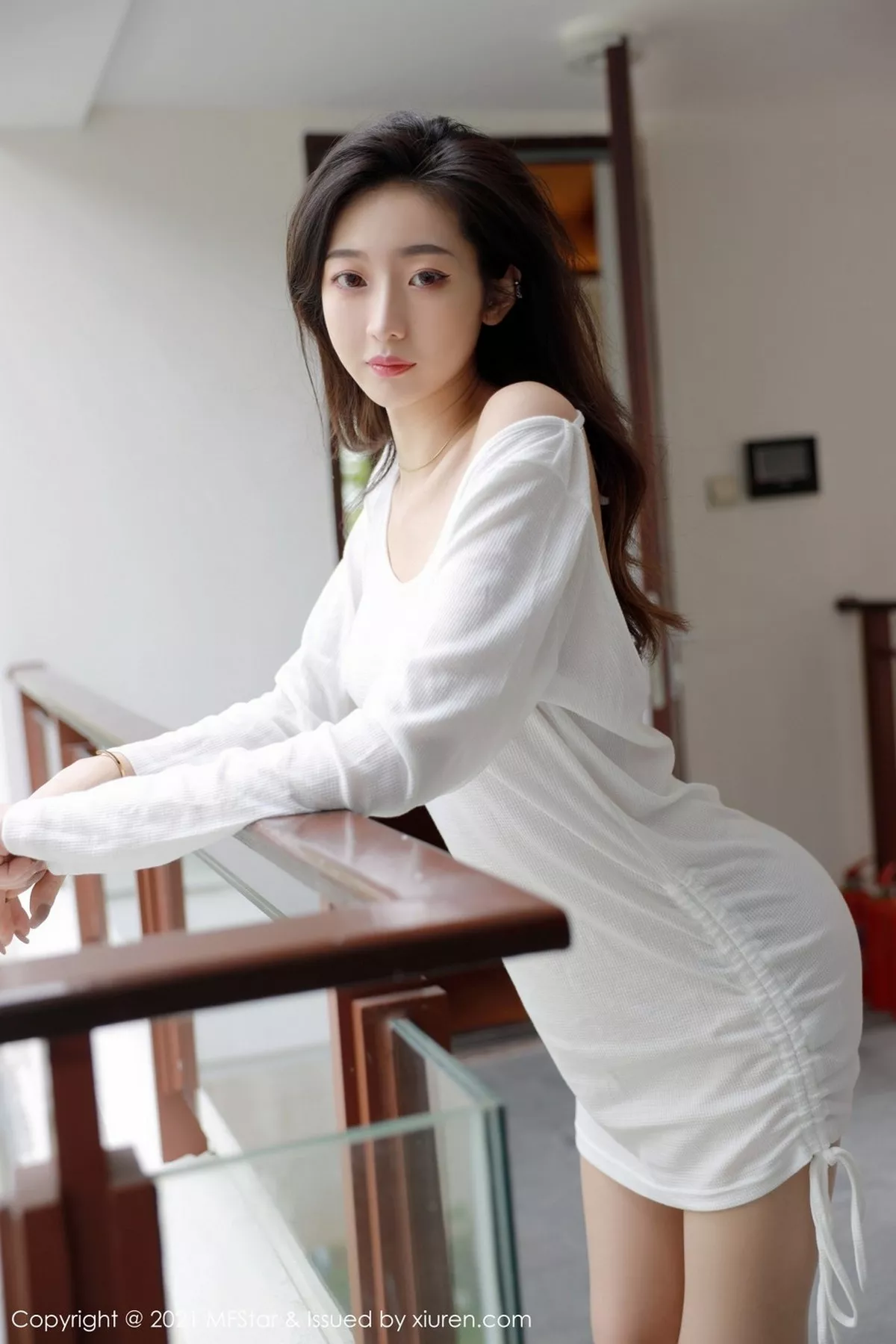 图片[24]-[MFStar模范学院]第446期安琪Yee写真-秀人资源网