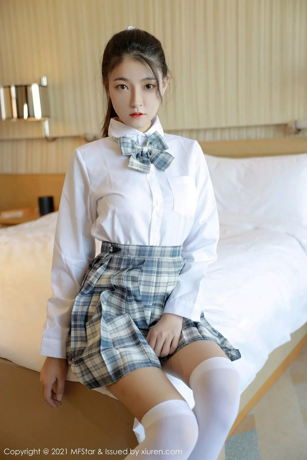 图片[2]-[MFStar模范学院]第448期苏雨彤写真-秀人资源网