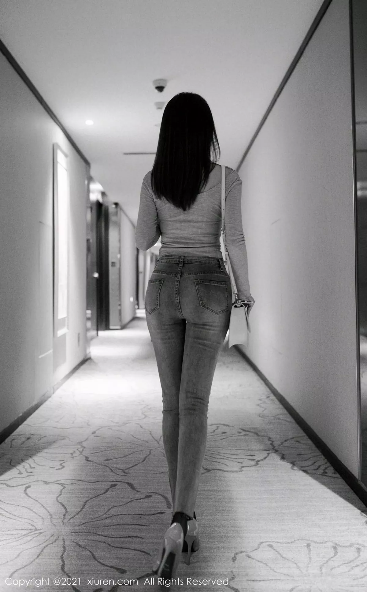 图片[32]-[XiuRen秀人网]第3053期周慕汐写真-秀人资源网