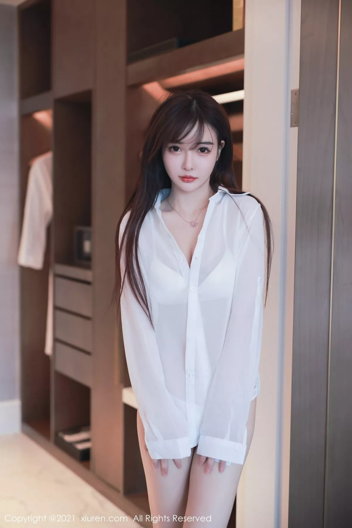 [XiuRen秀人网]第3064期南初妹妹写真-秀人资源网