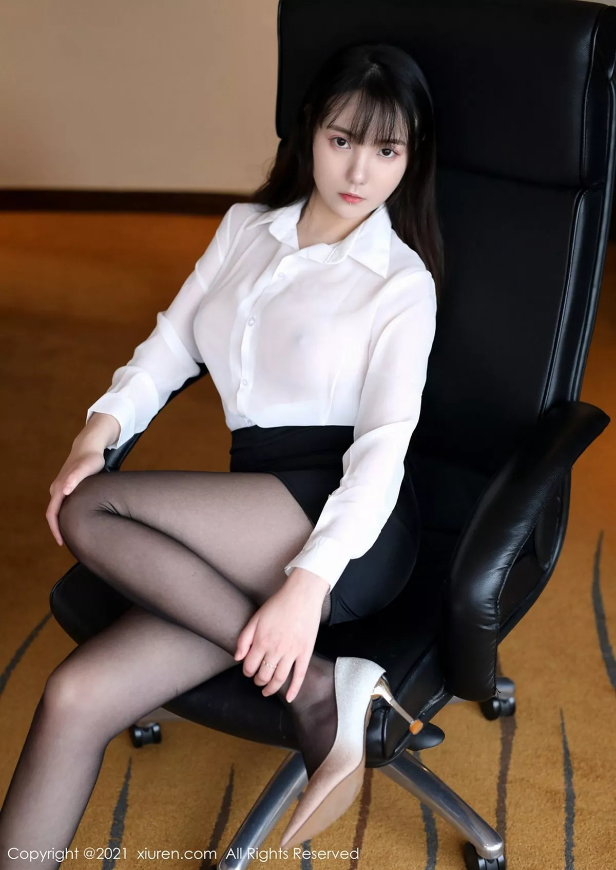 图片[6]-[XiuRen秀人网]第3076期揉揉肉肉写真-秀人资源网