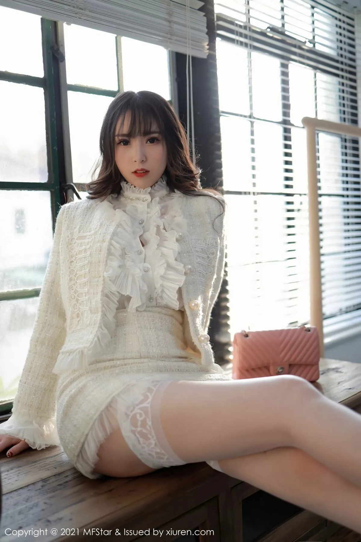 图片[4]-[MFStar模范学院]第442期小波多写真-秀人资源网