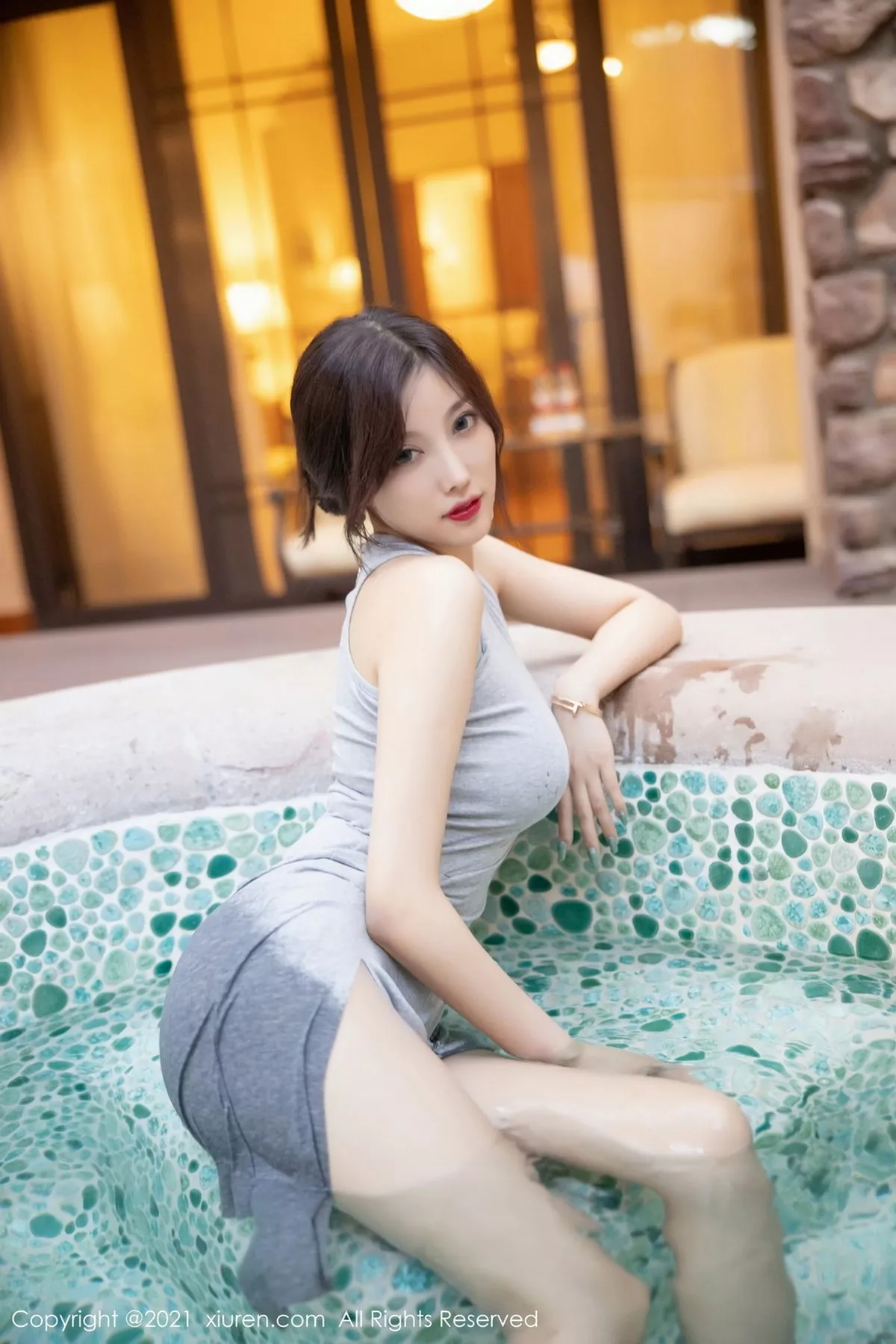 图片[3]-[XiuRen秀人网]第3022期杨晨晨写真-秀人资源网