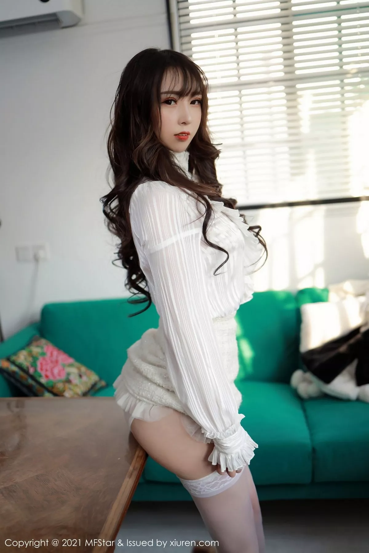 图片[17]-[MFStar模范学院]第442期小波多写真-秀人资源网