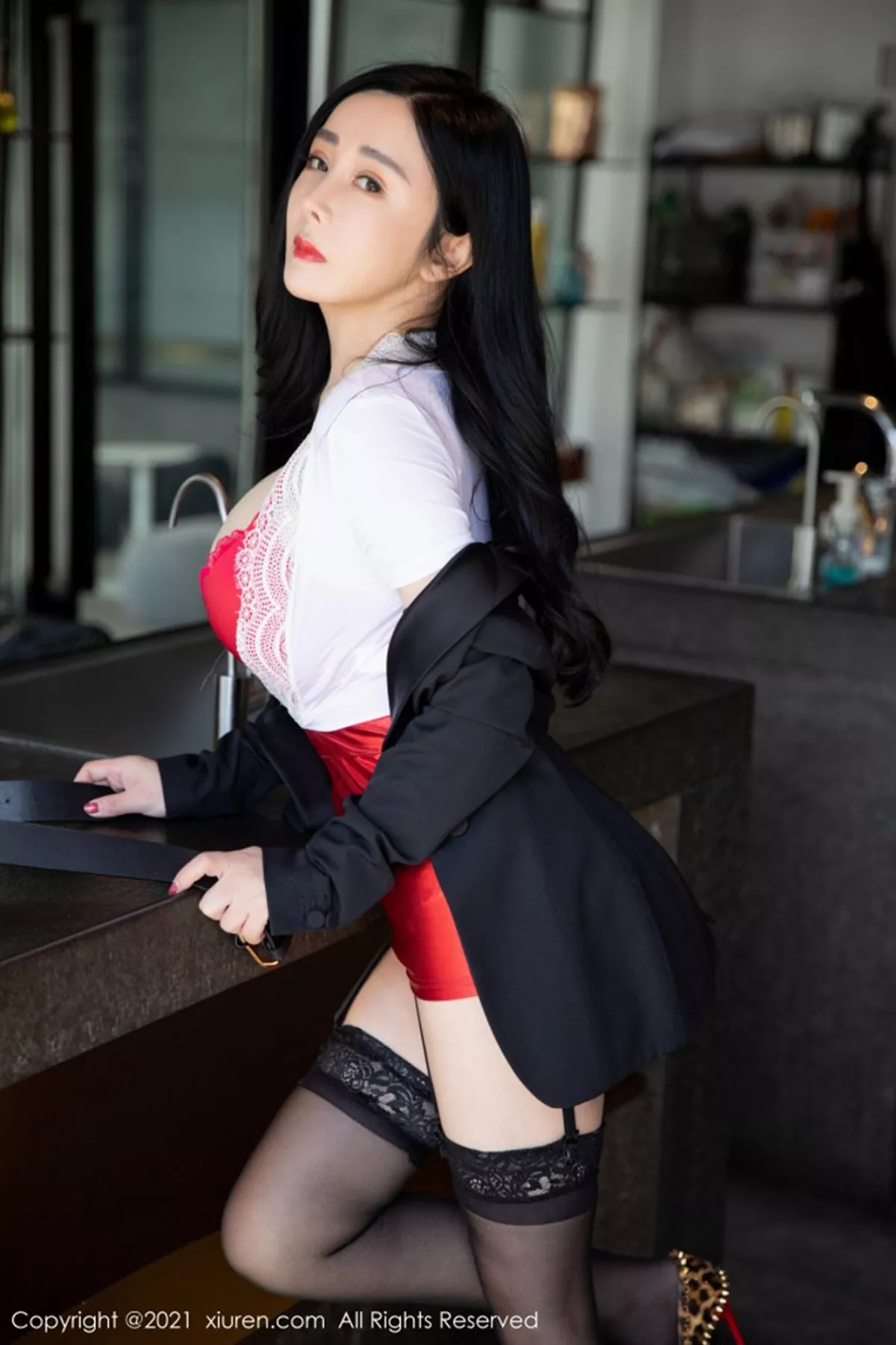 图片[2]-[XiuRen秀人网]第3148期允爾写真-秀人资源网