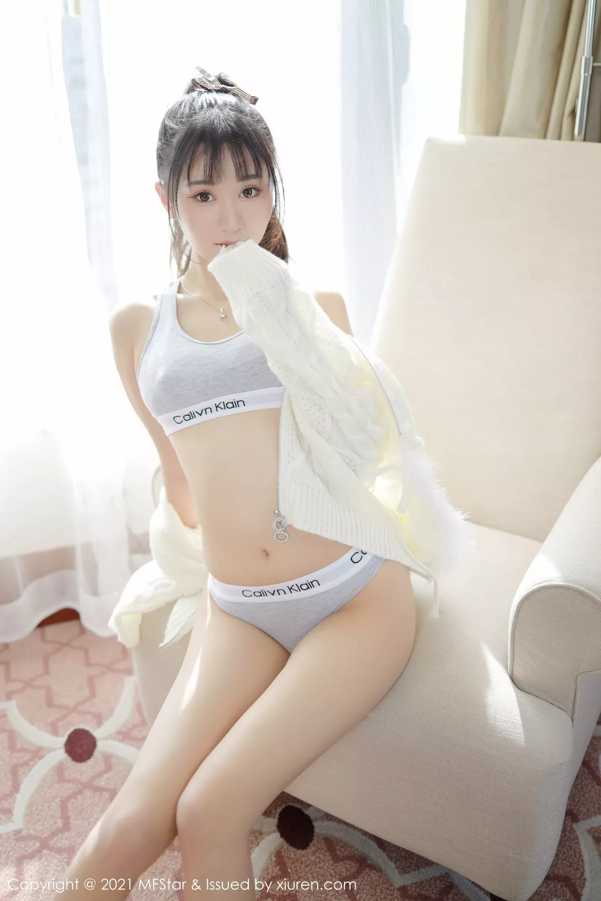 [MFStar模范学院]第467期小果冻儿写真-秀人资源网