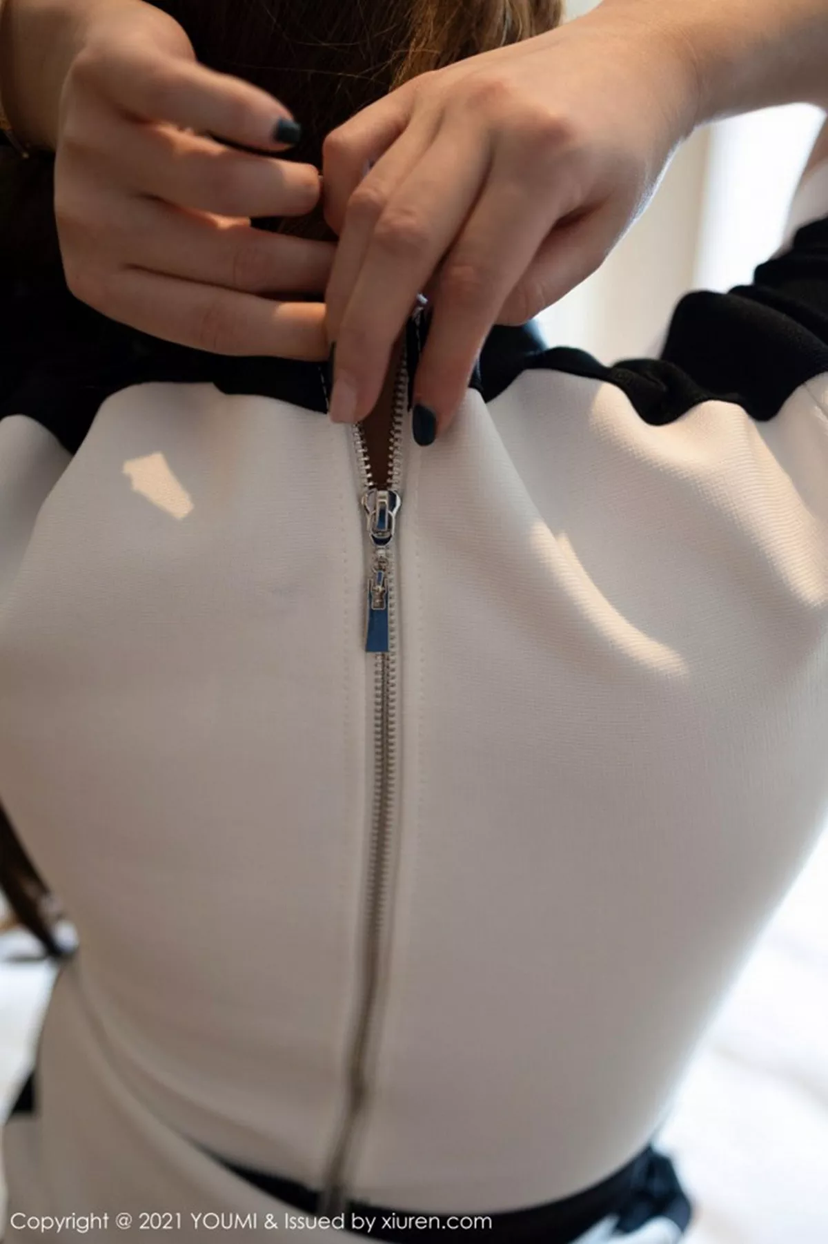 图片[4]-[YouMi尤蜜荟]第605期尤妮丝写真-秀人资源网