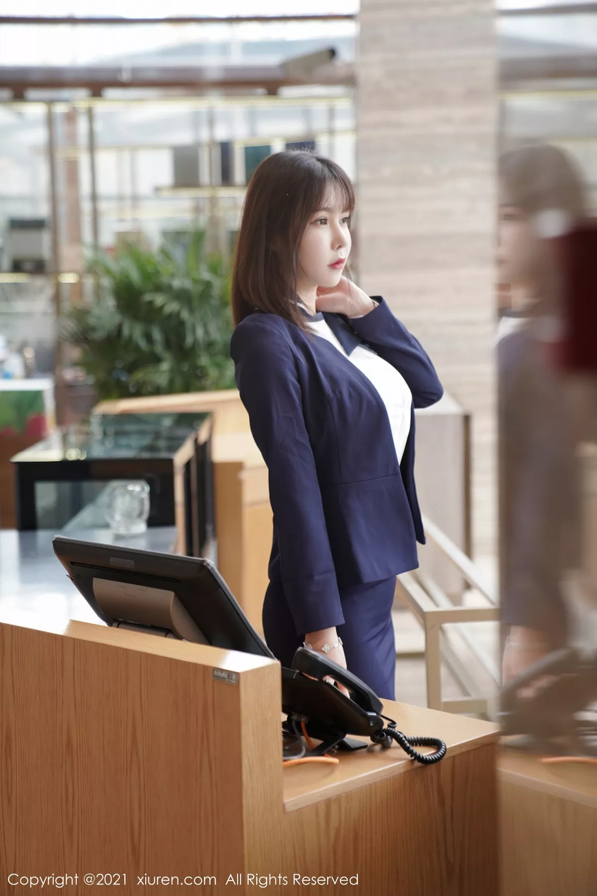 图片[23]-[XiuRen秀人网]第3221期晓鱼酱写真-秀人资源网