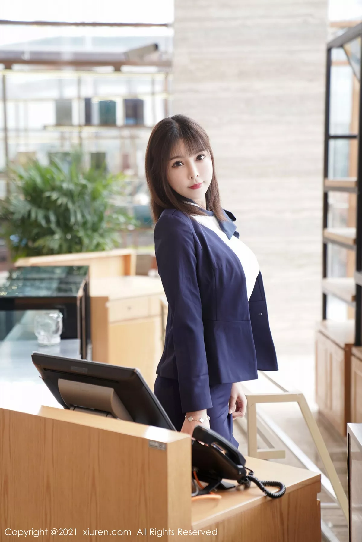 图片[20]-[XiuRen秀人网]第3221期晓鱼酱写真-秀人资源网