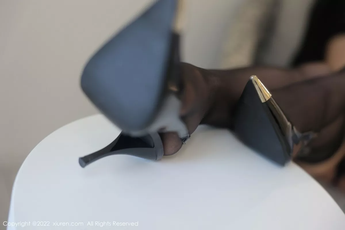 图片[10]-[XiuRen秀人网]第5335期诗诗写真-秀人资源网