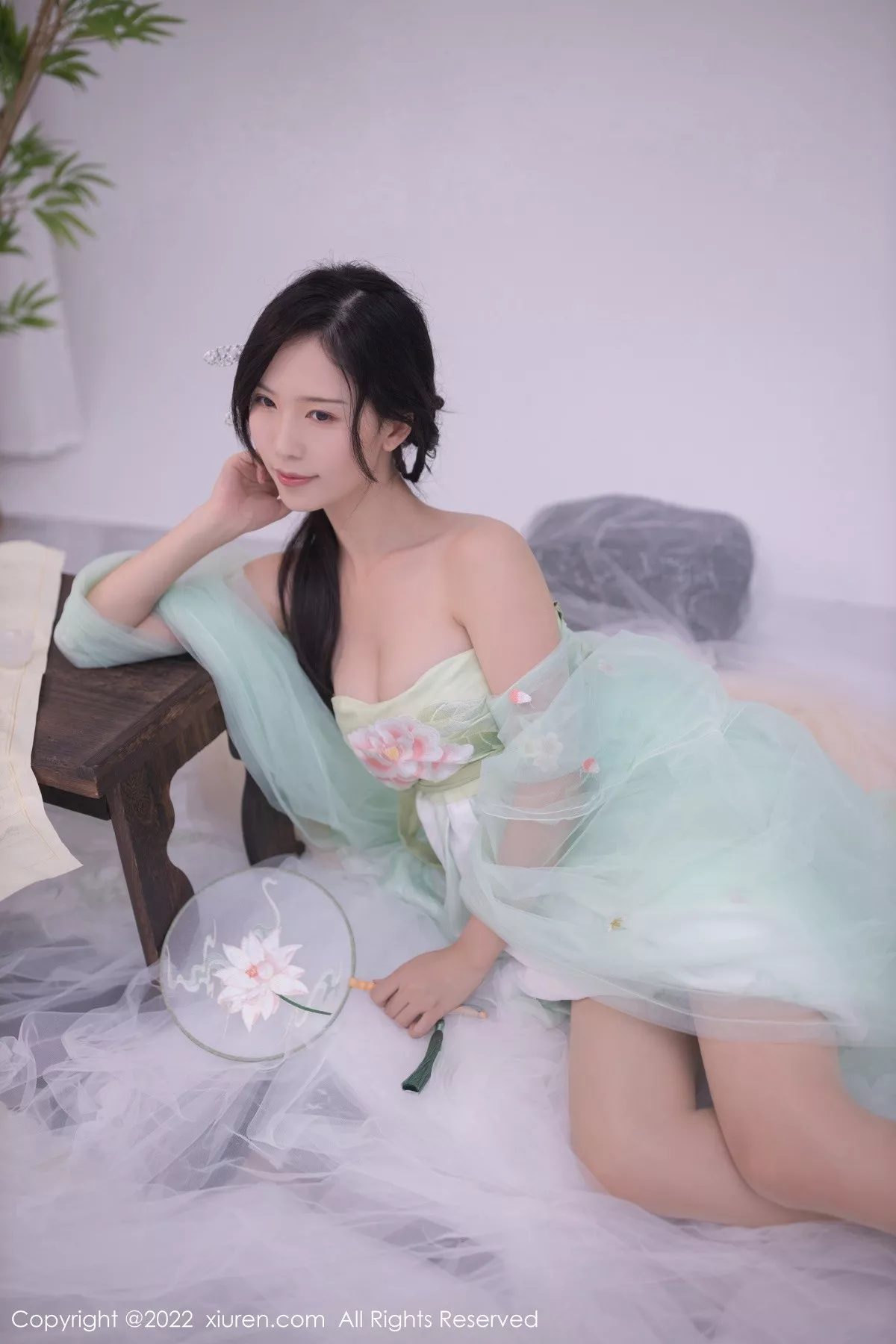 图片[4]-[XiuRen秀人网]第5345期利世写真-秀人资源网