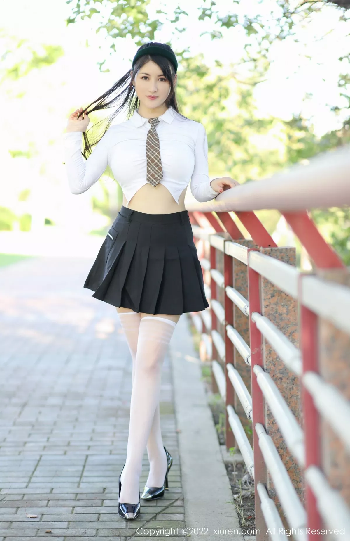 图片[4]-[XiuRen秀人网]第5512期诗诗写真-秀人资源网