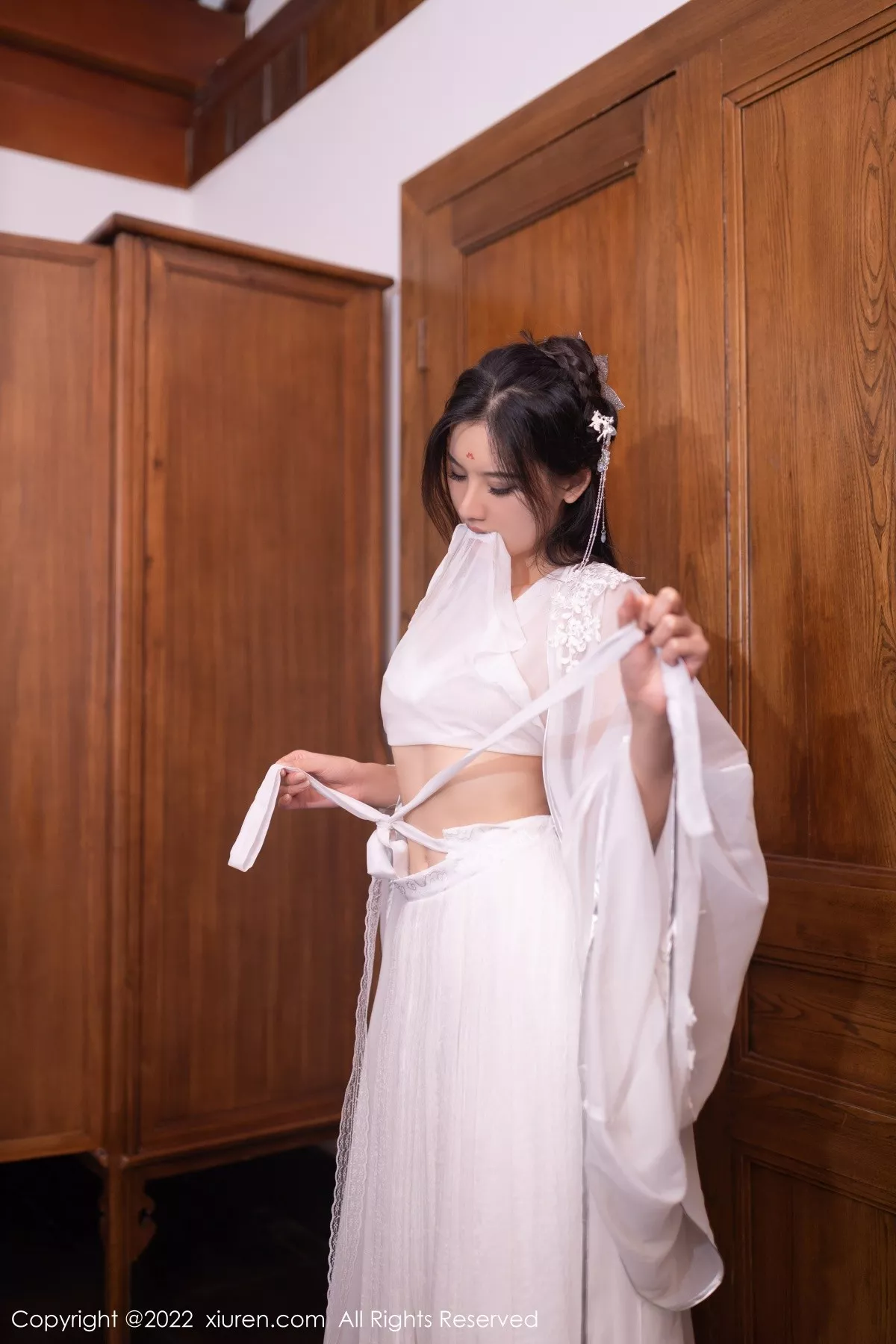 [XiuRen秀人网]第5573期就是阿朱啊写真-秀人资源网