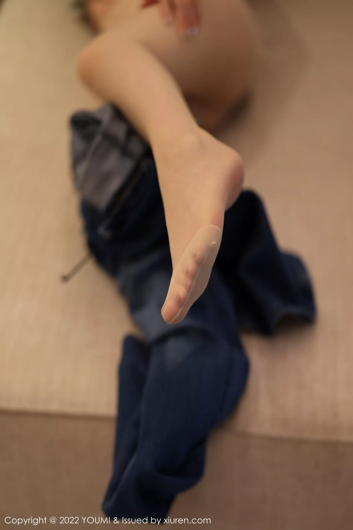 图片[4]-[YouMi尤蜜荟]第843期尤妮丝写真-秀人资源网