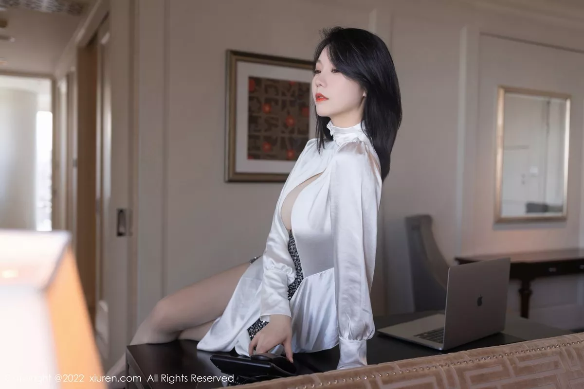 图片[5]-[XiuRen秀人网]第5480期安然写真-秀人资源网