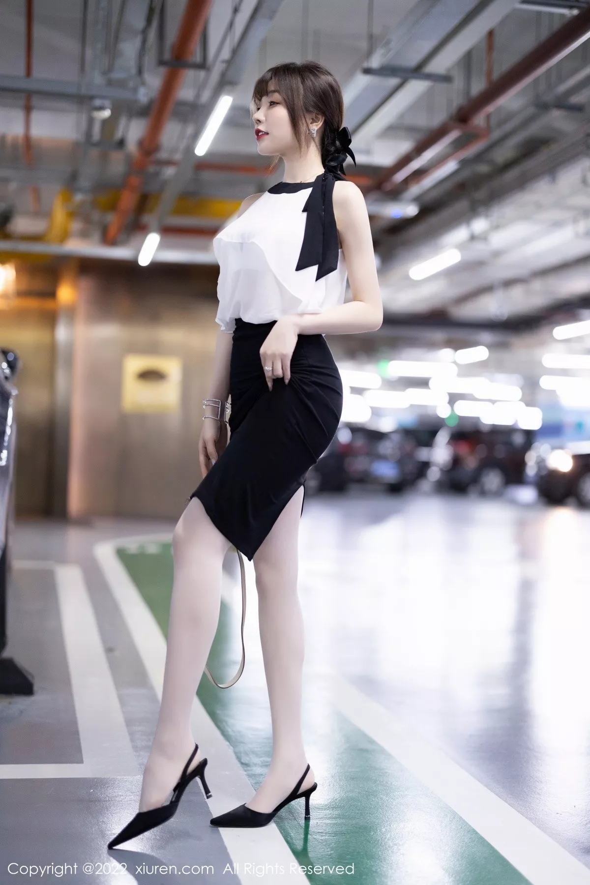 [XiuRen秀人网]第5500期徐莉芝写真-秀人资源网