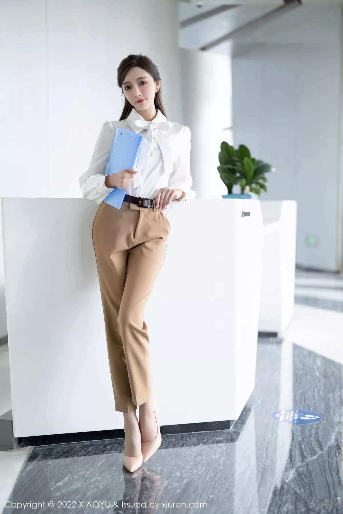 图片[2]-[XiaoYu画语界]第852期王馨瑶写真-秀人资源网