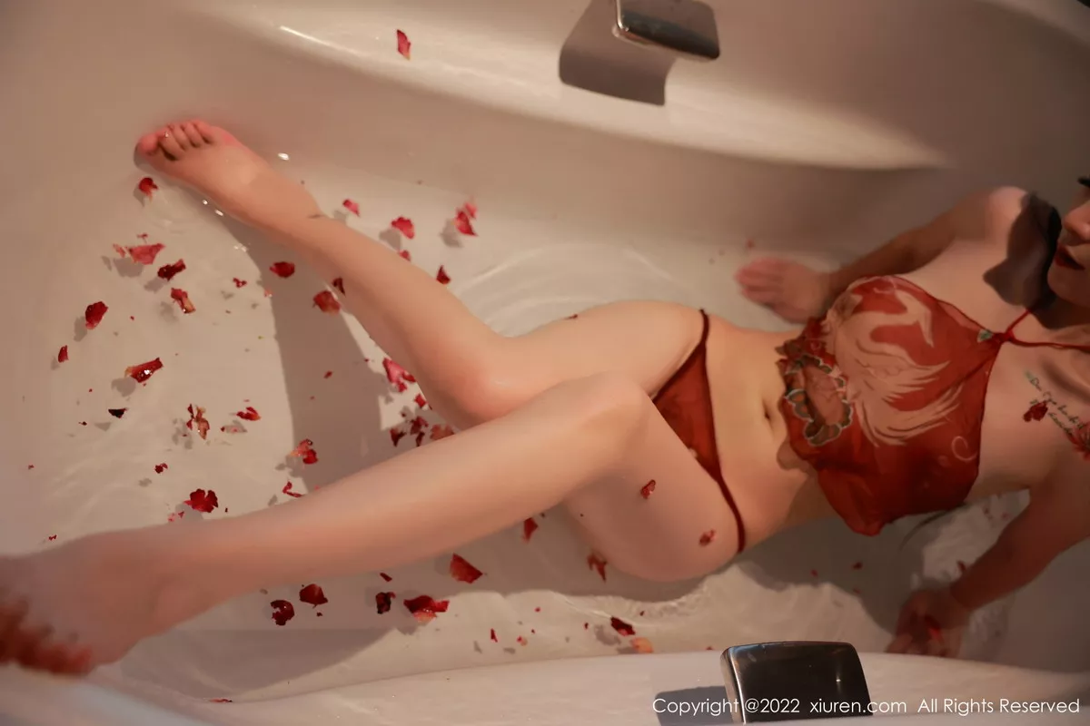 图片[4]-[XiuRen秀人网]第5682期韩心雨写真-秀人资源网